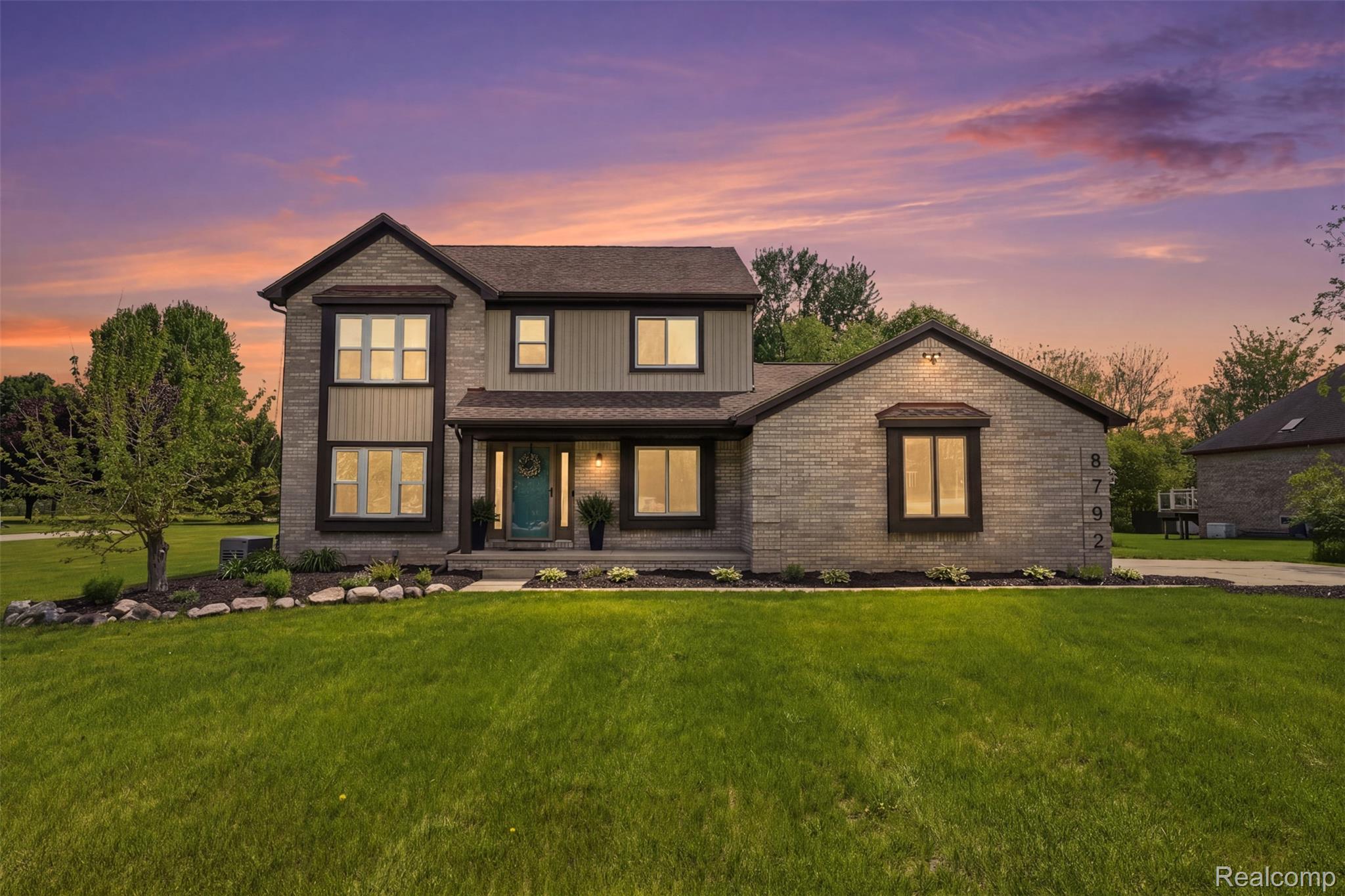 8792 Salem Farms Drive