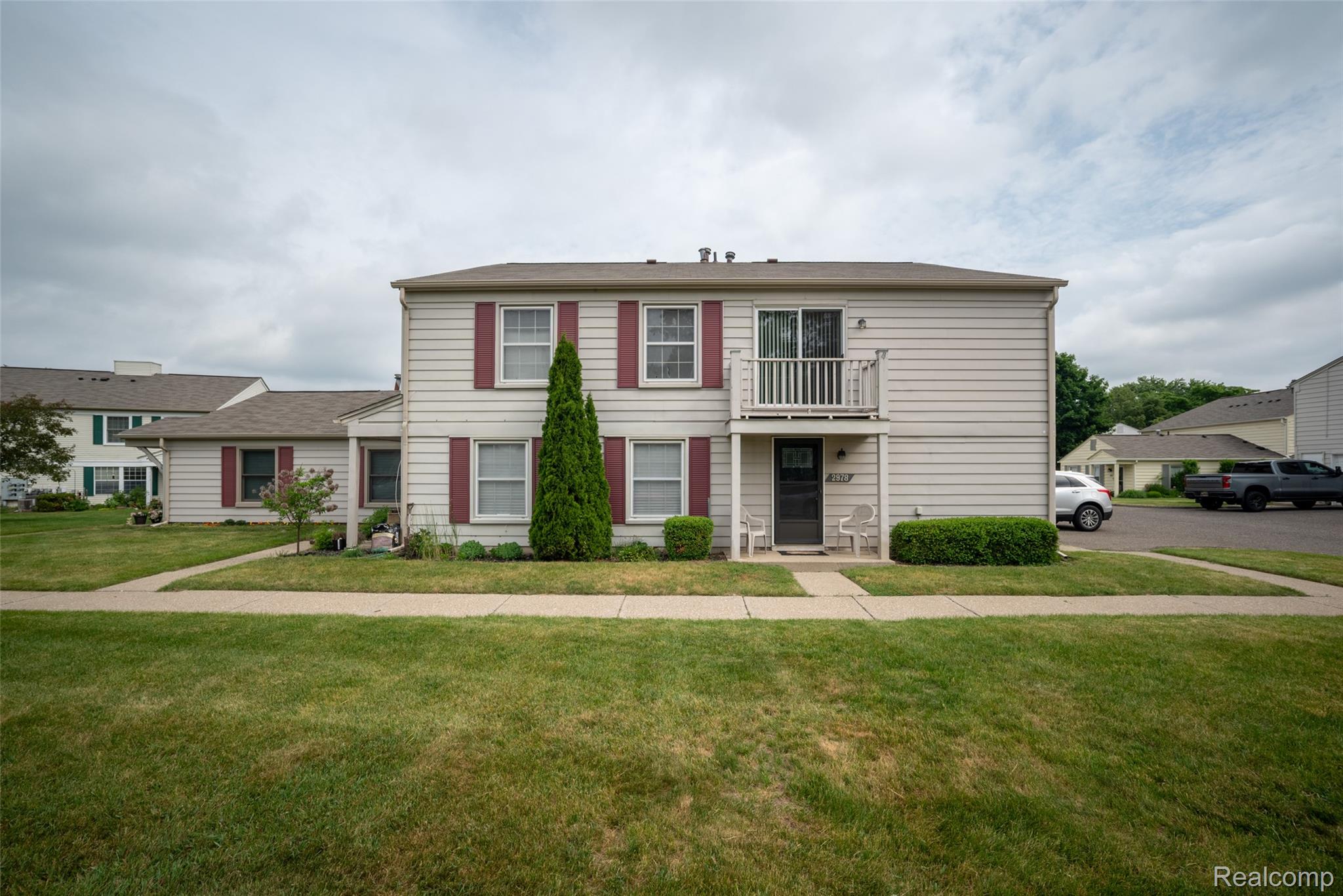 2978 Elmwood Court