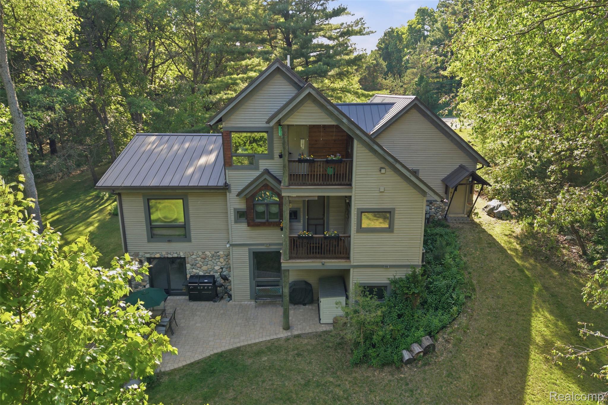 308 Nuthatch Road