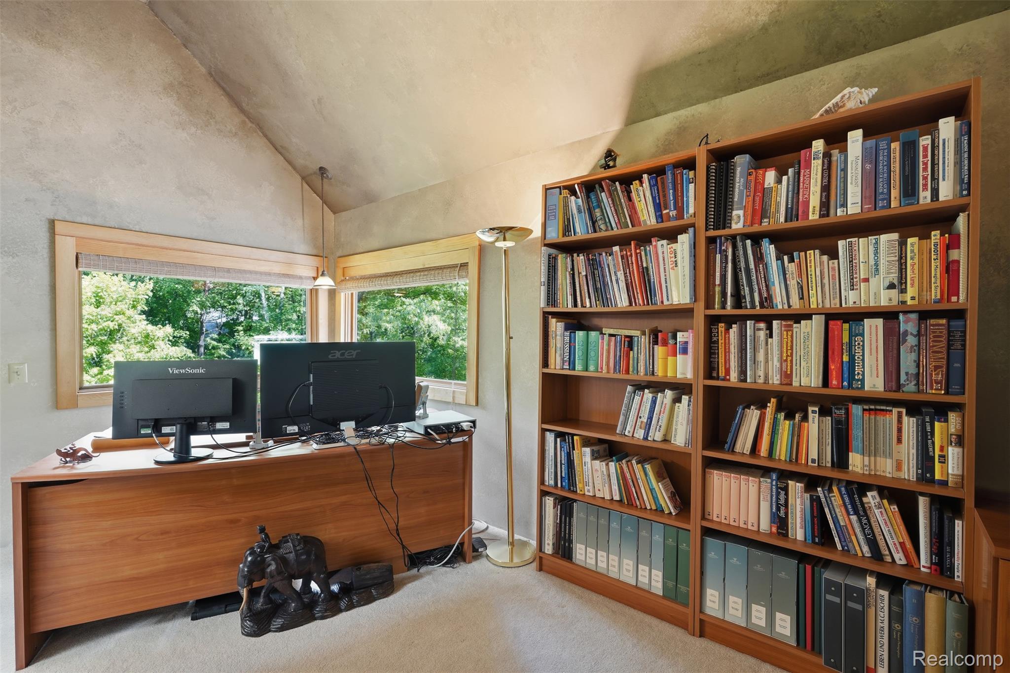 308 Nuthatch Road
