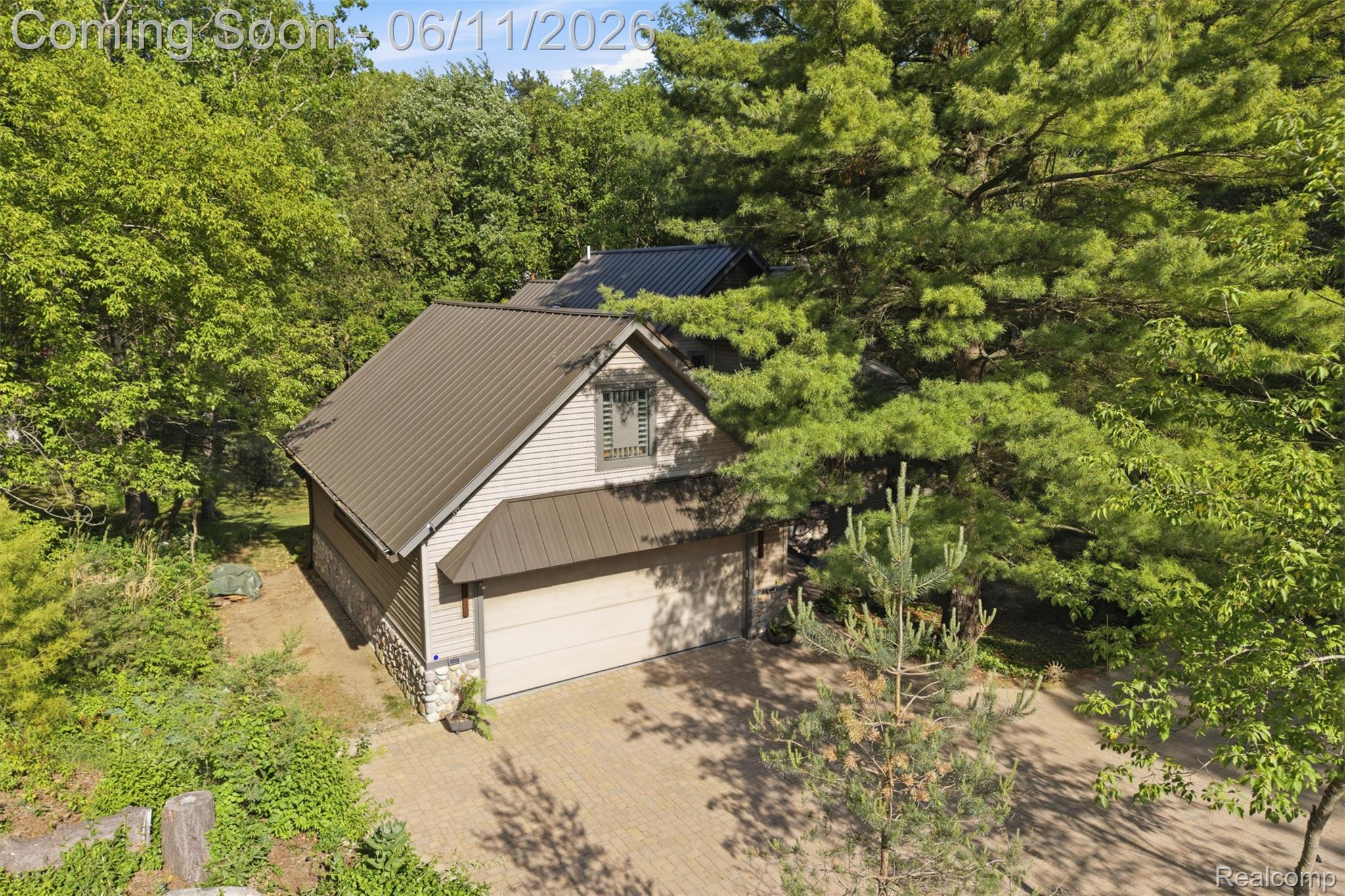 308 Nuthatch Road
