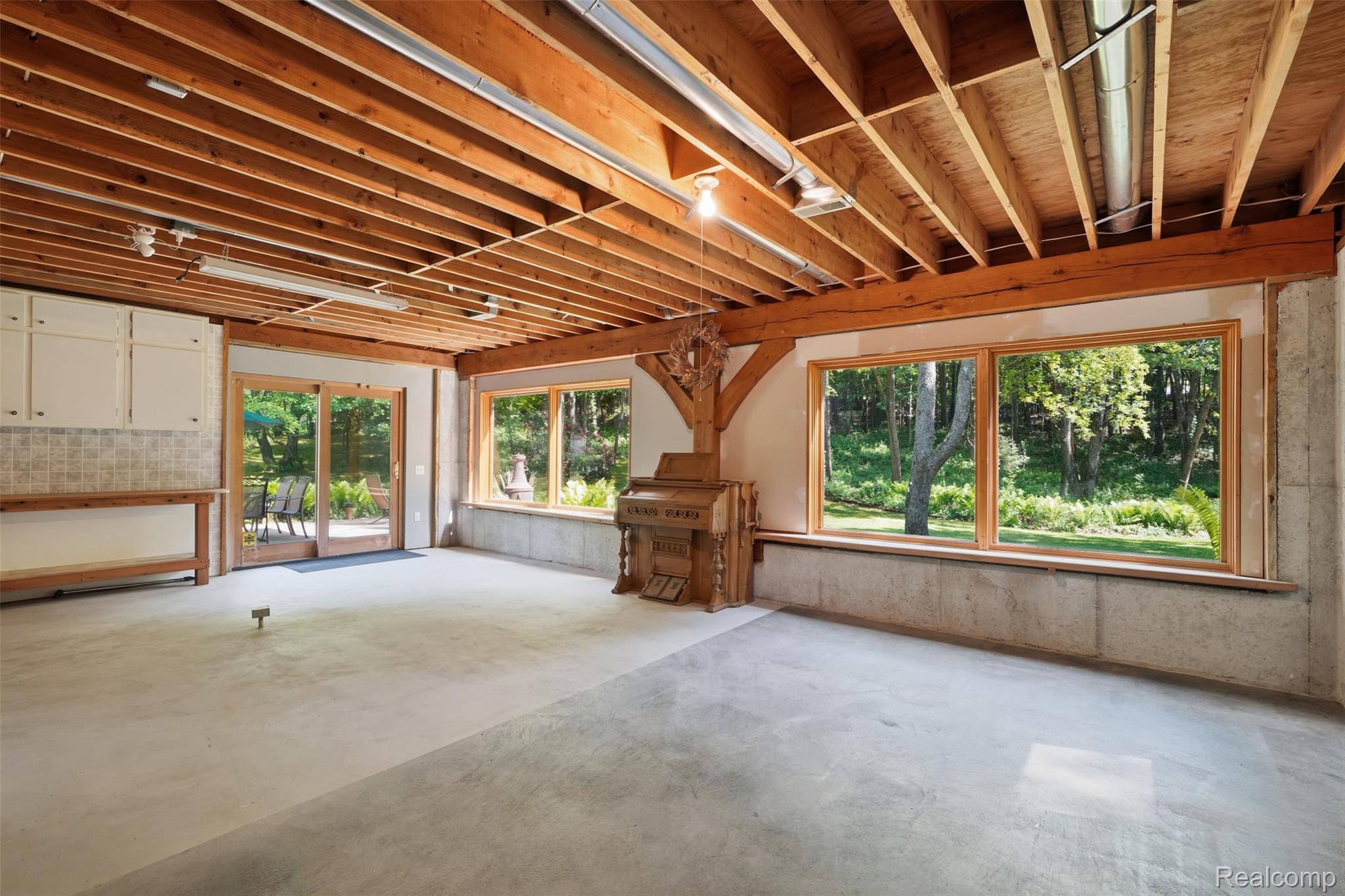 308 Nuthatch Road