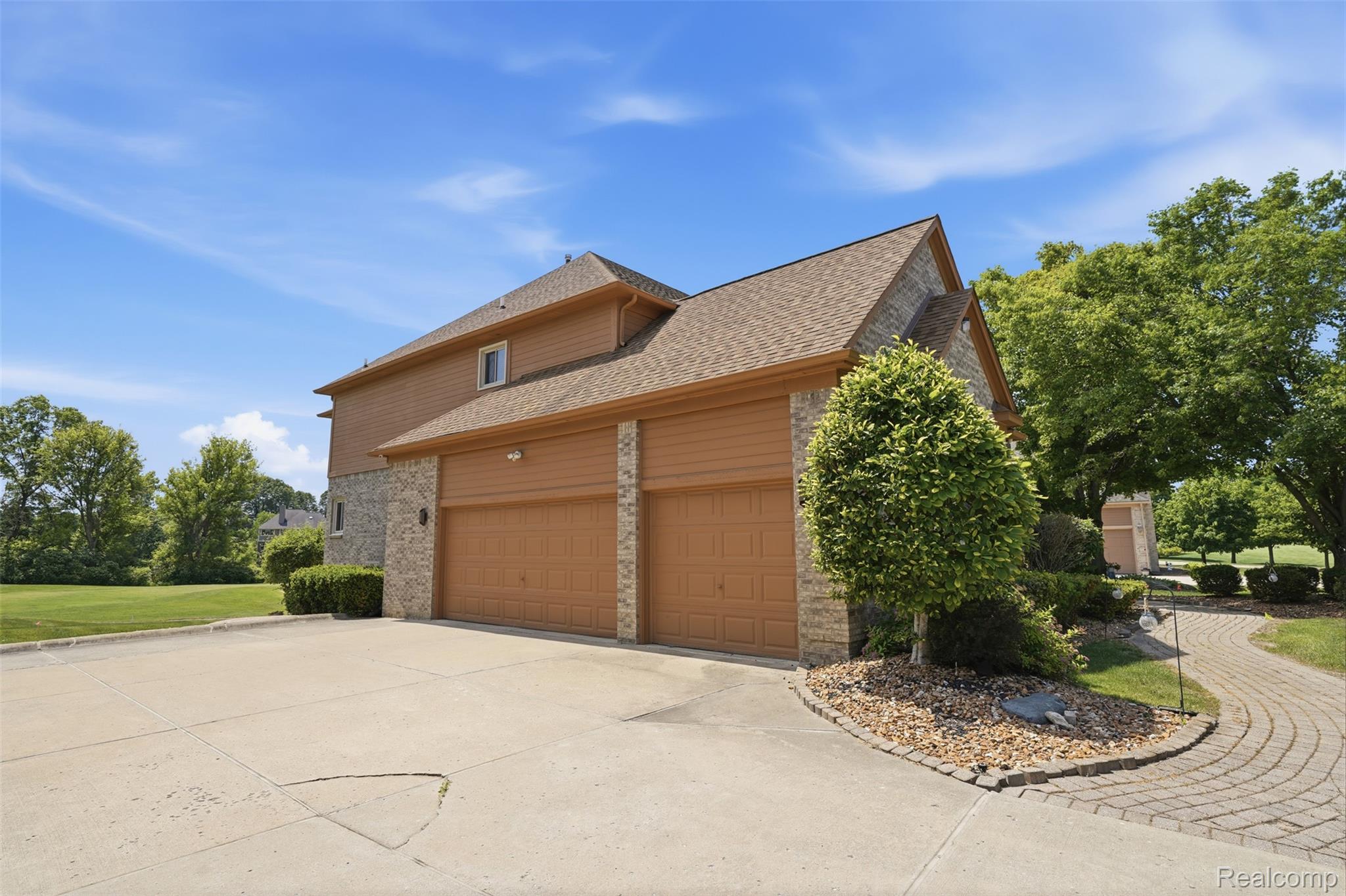 2935 Ivy Hill Drive