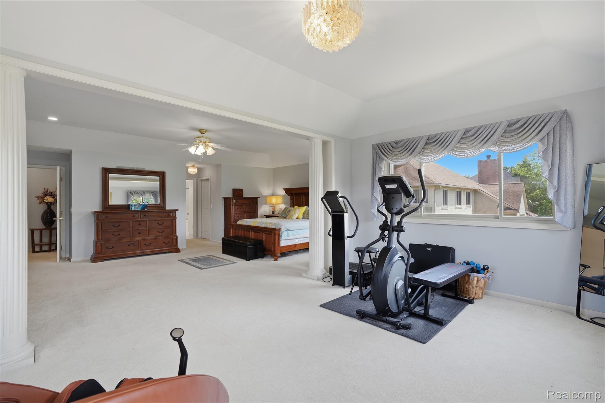 2935 Ivy Hill Drive