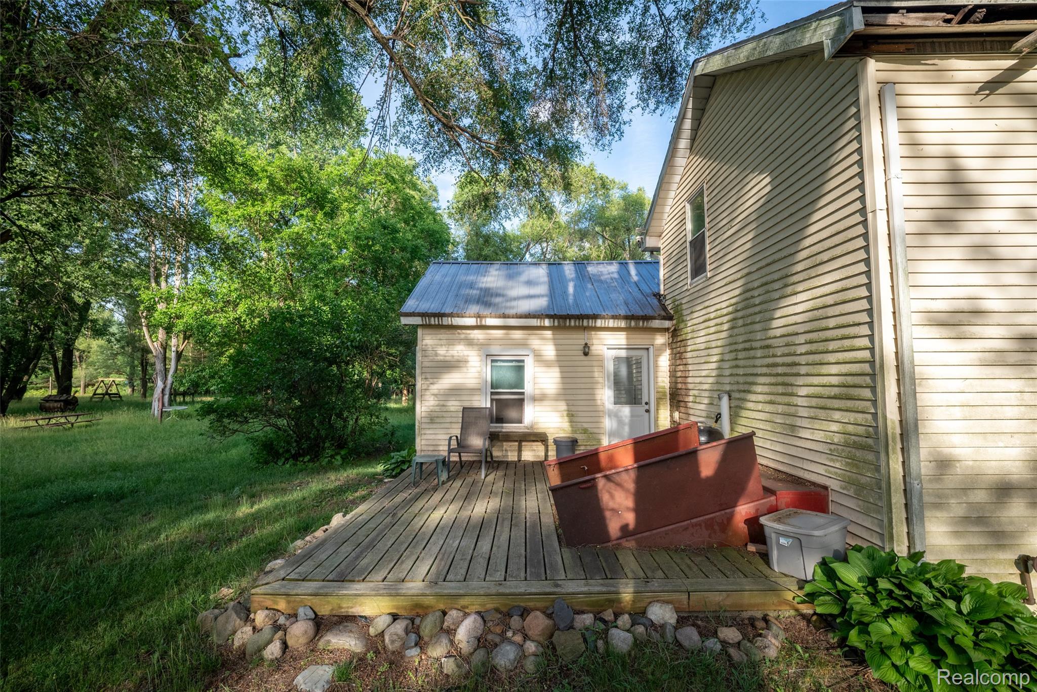 13882 Curtis Road
