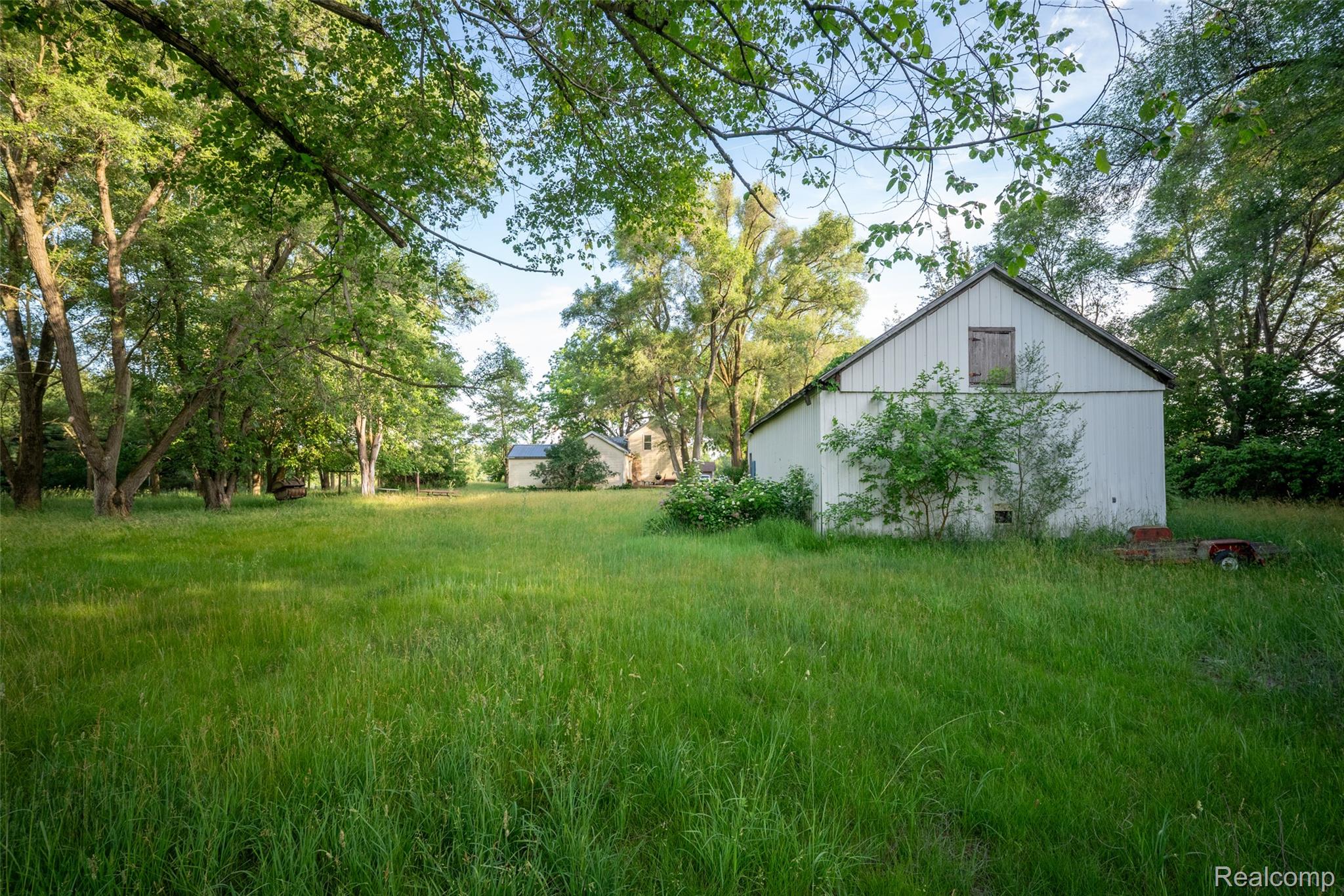 13882 Curtis Road