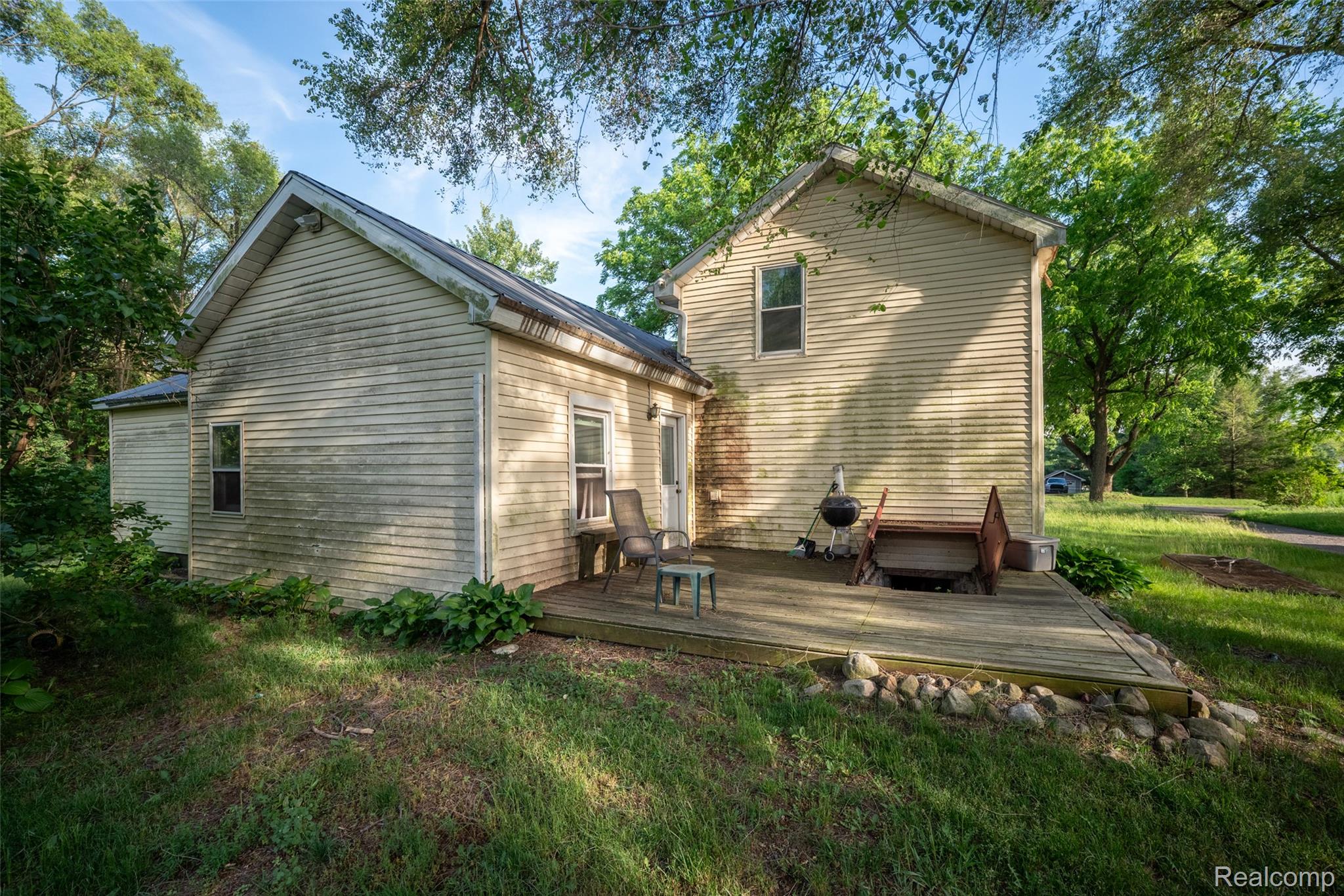 13882 Curtis Road