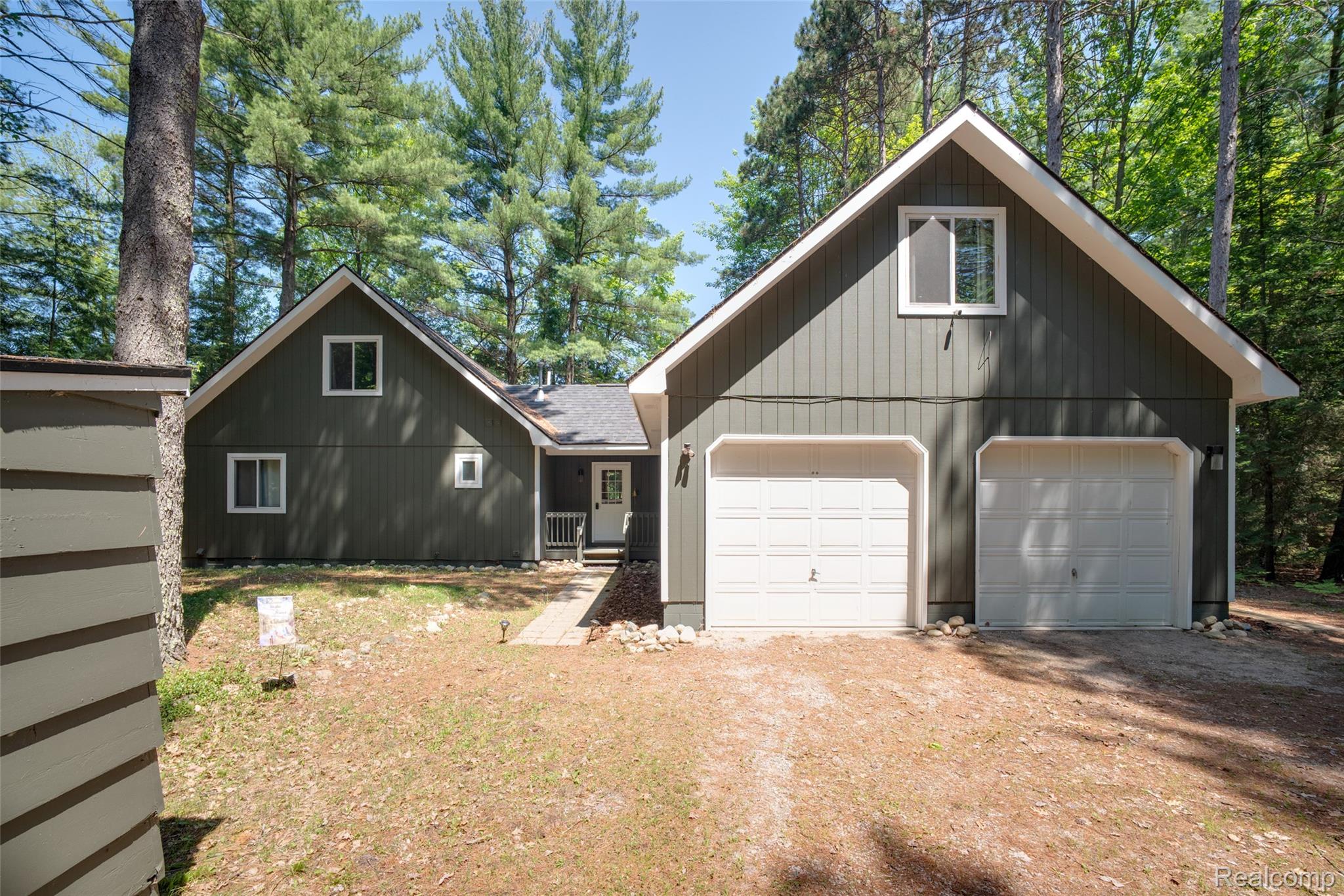 6954 AARWOOD Trail NW