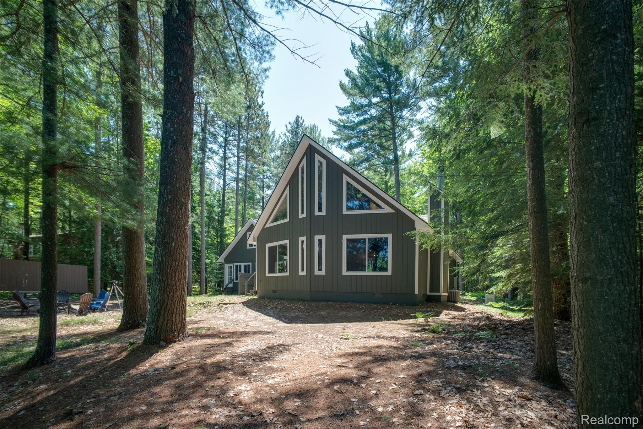 6954 AARWOOD Trail NW