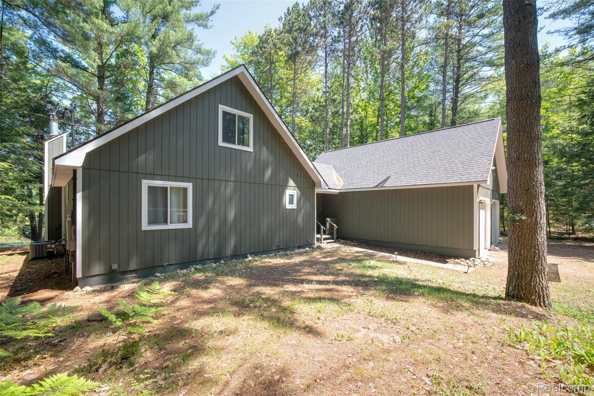 6954 AARWOOD Trail NW