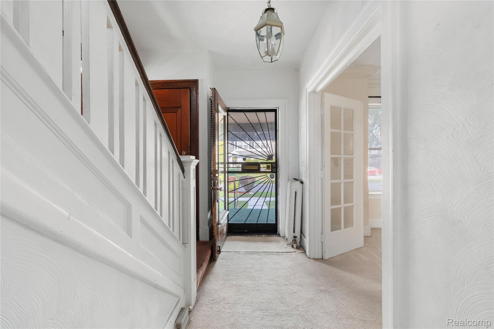 123 Moss Street