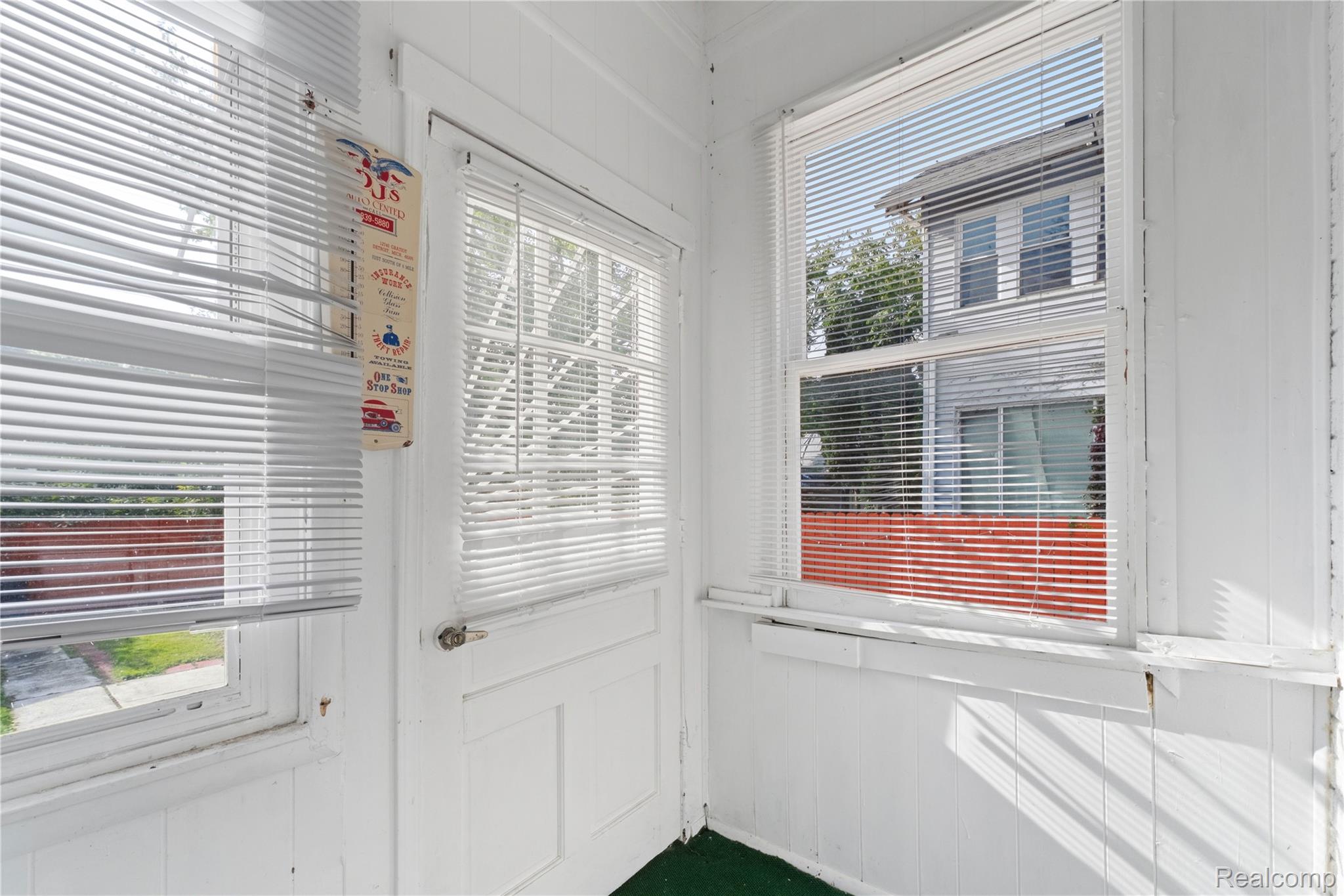 123 Moss Street