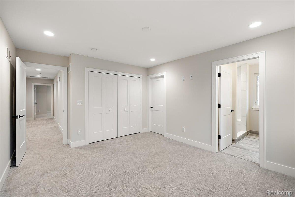 2921 Walsh Drive