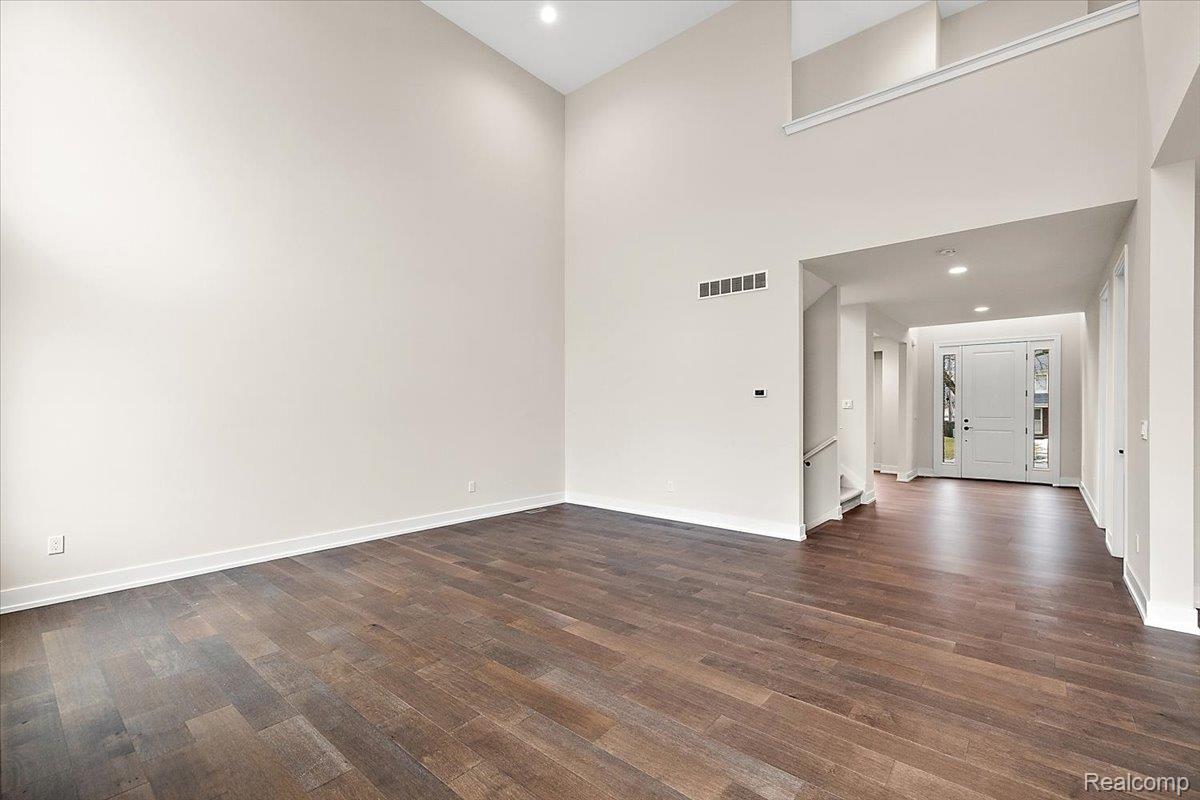 2921 Walsh Drive
