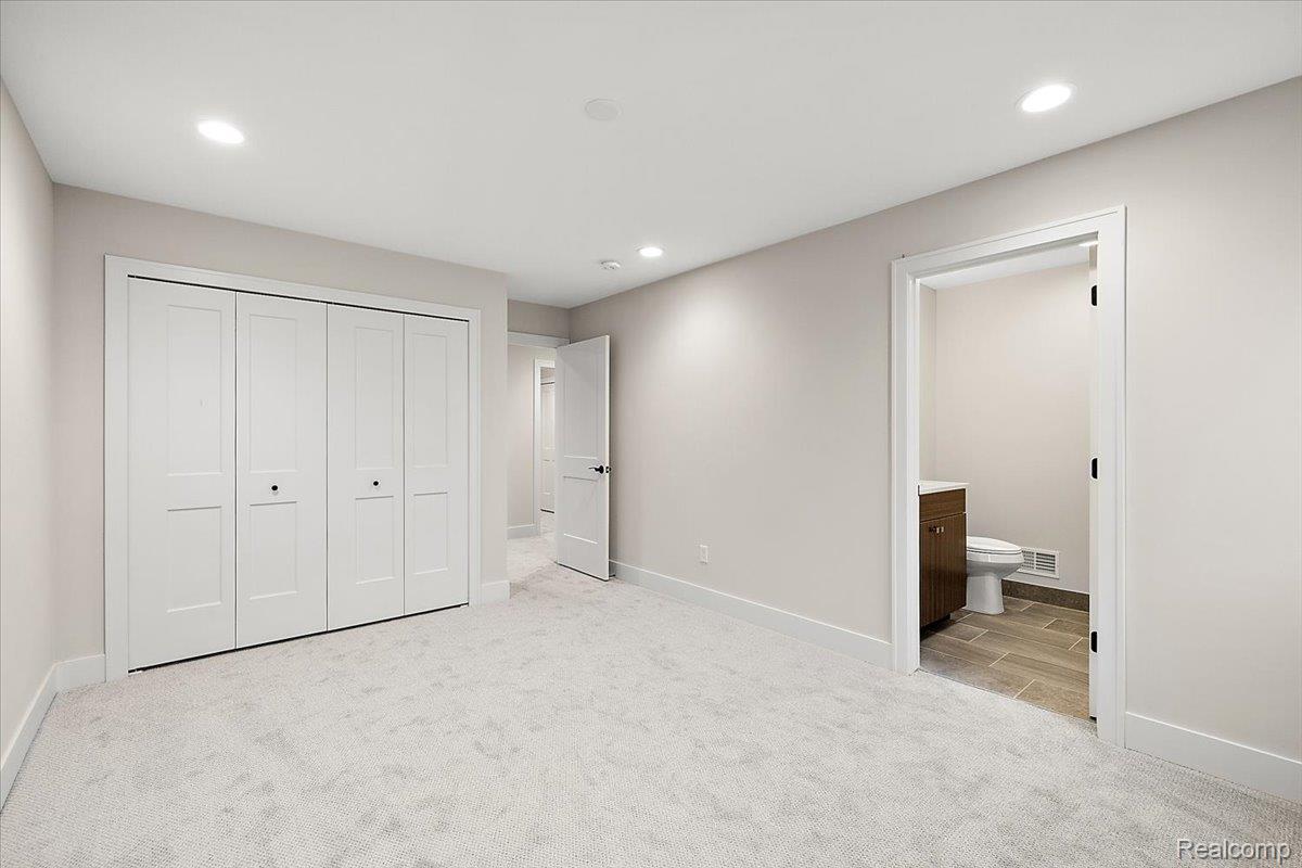 2921 Walsh Drive