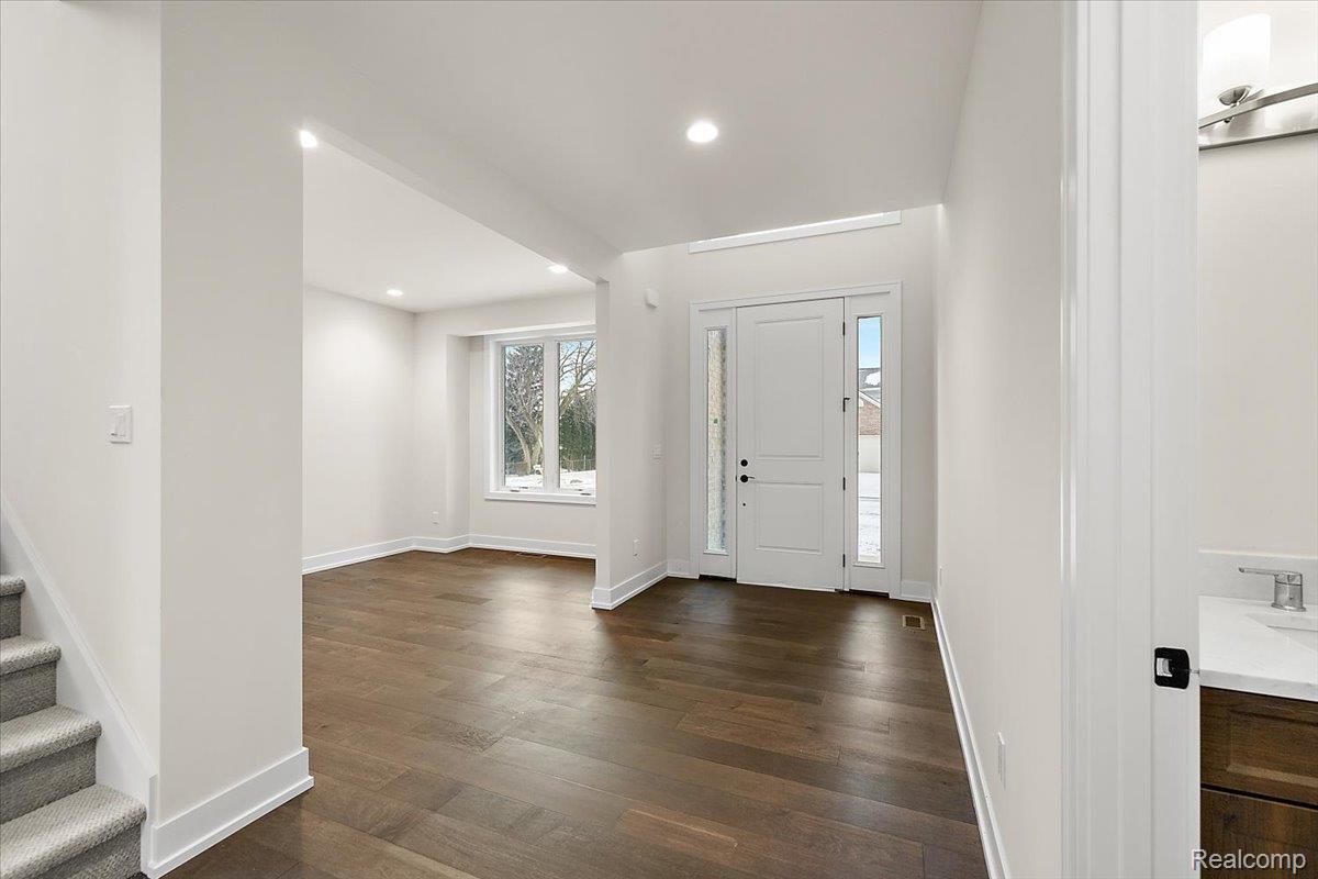 2911 Walsh Drive
