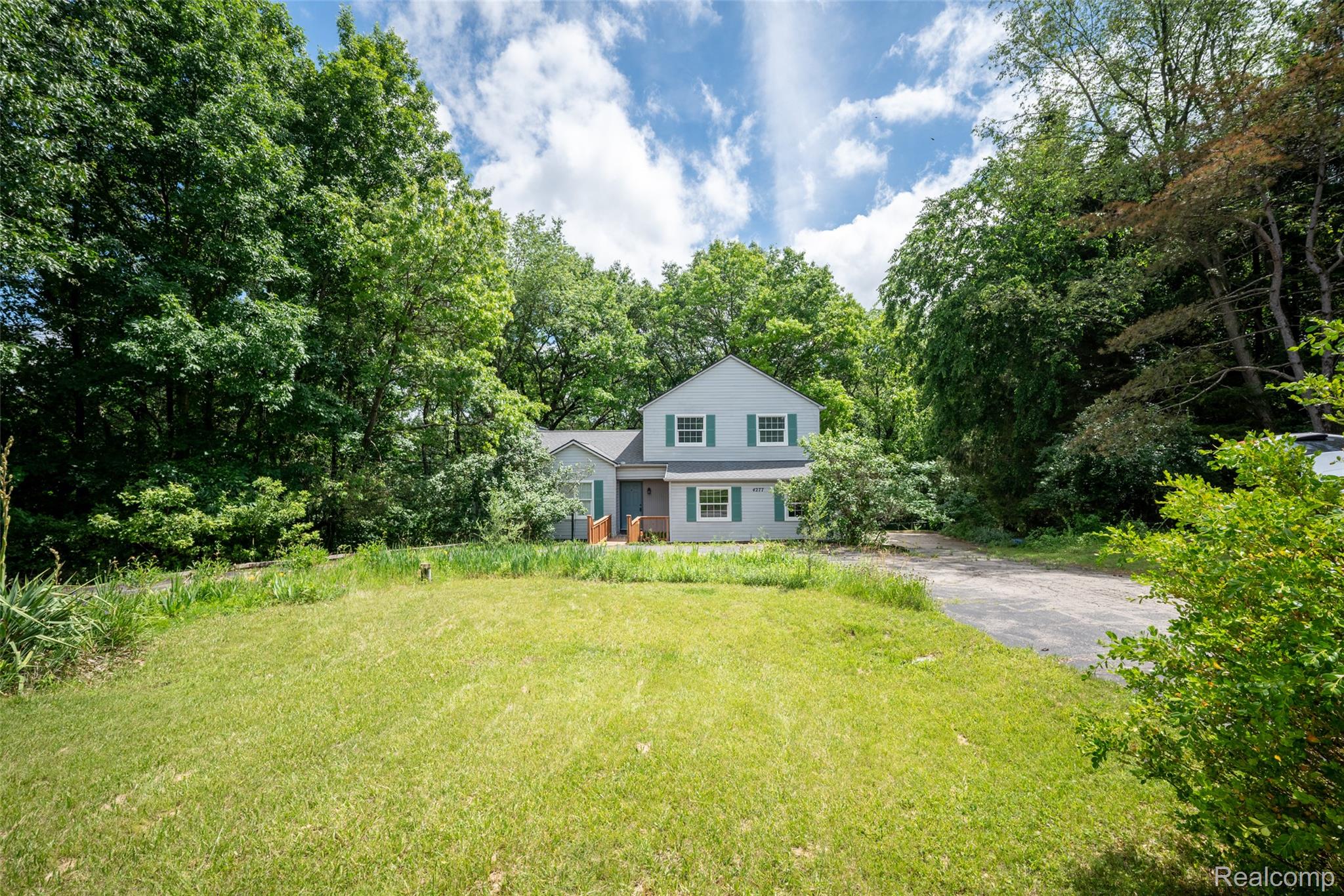 4277 Tux Lane