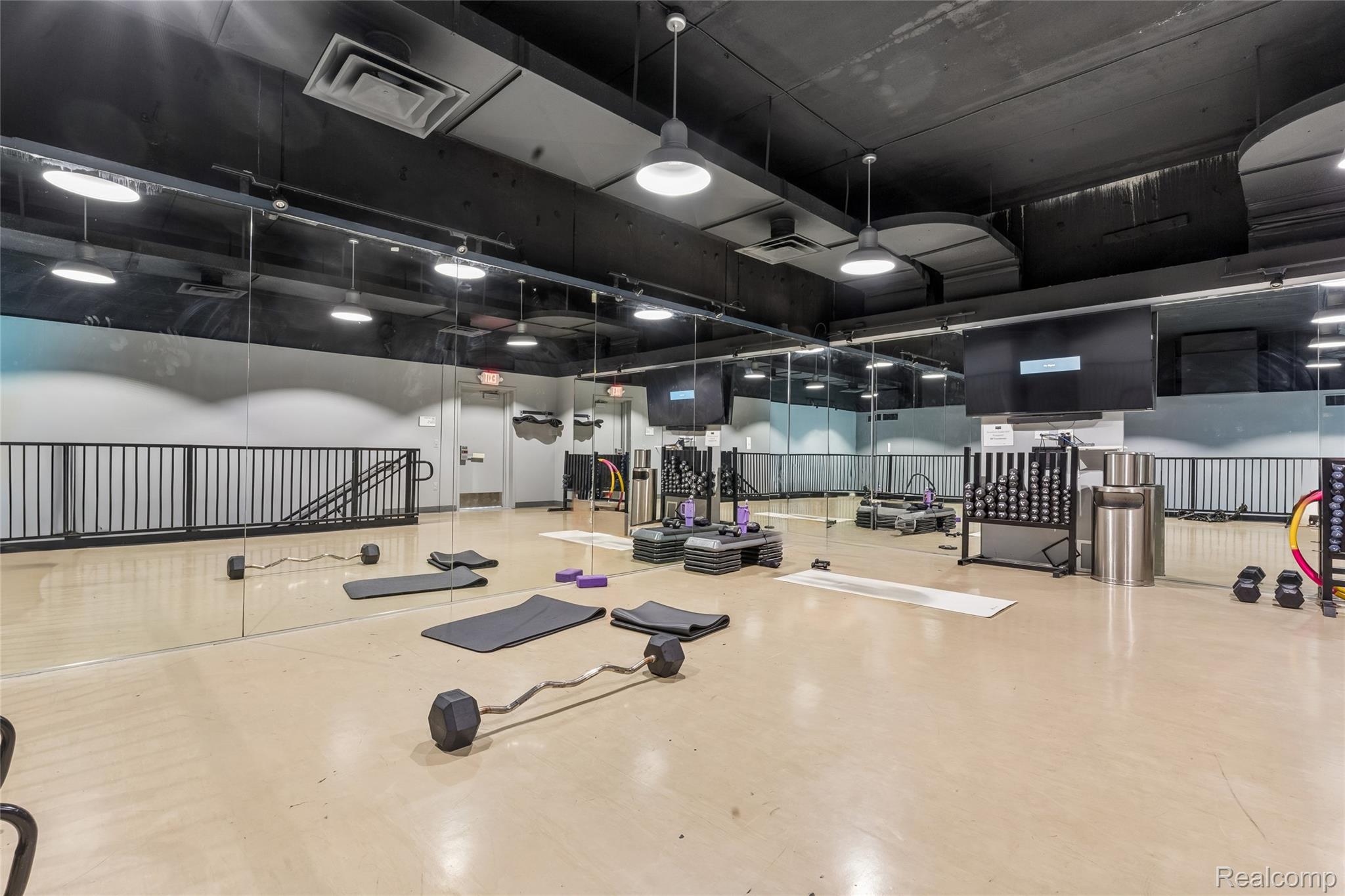 1001 W Jefferson Avenue Unit: 300-7H