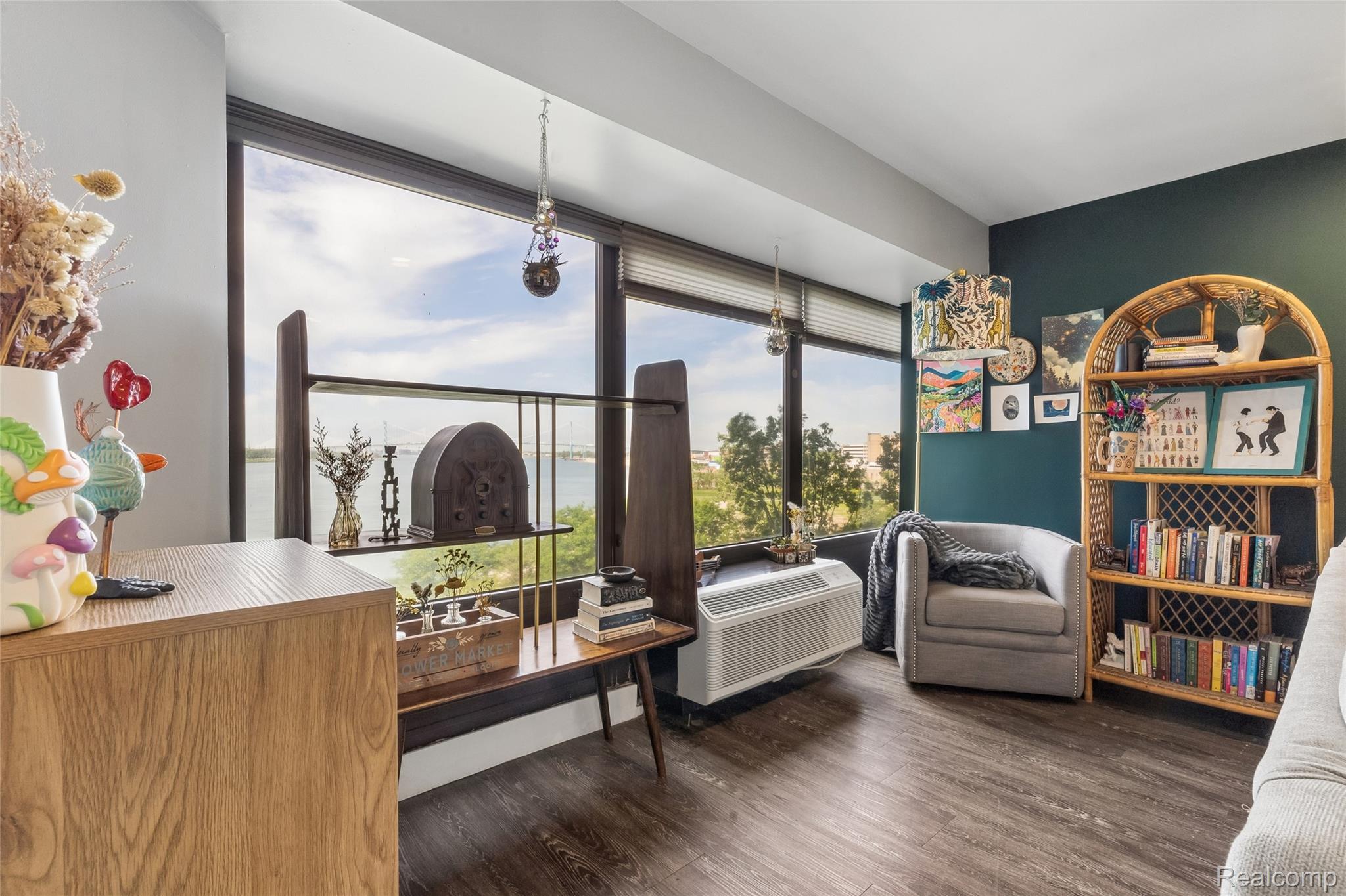 1001 W Jefferson Avenue Unit: 300-7H