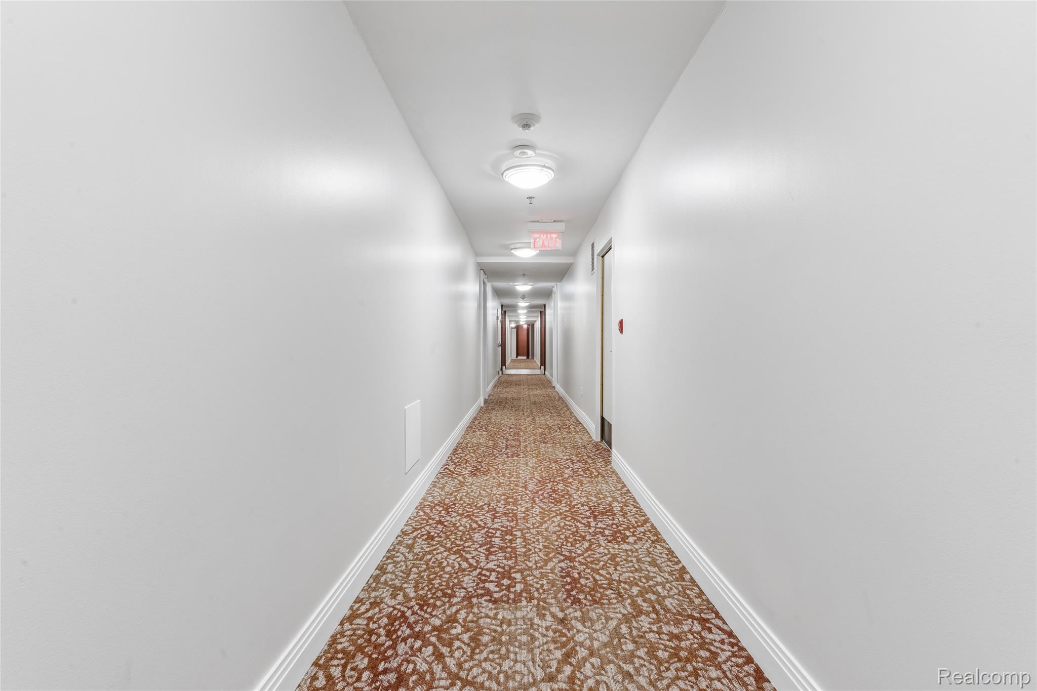1001 W Jefferson Avenue Unit: 300-7H