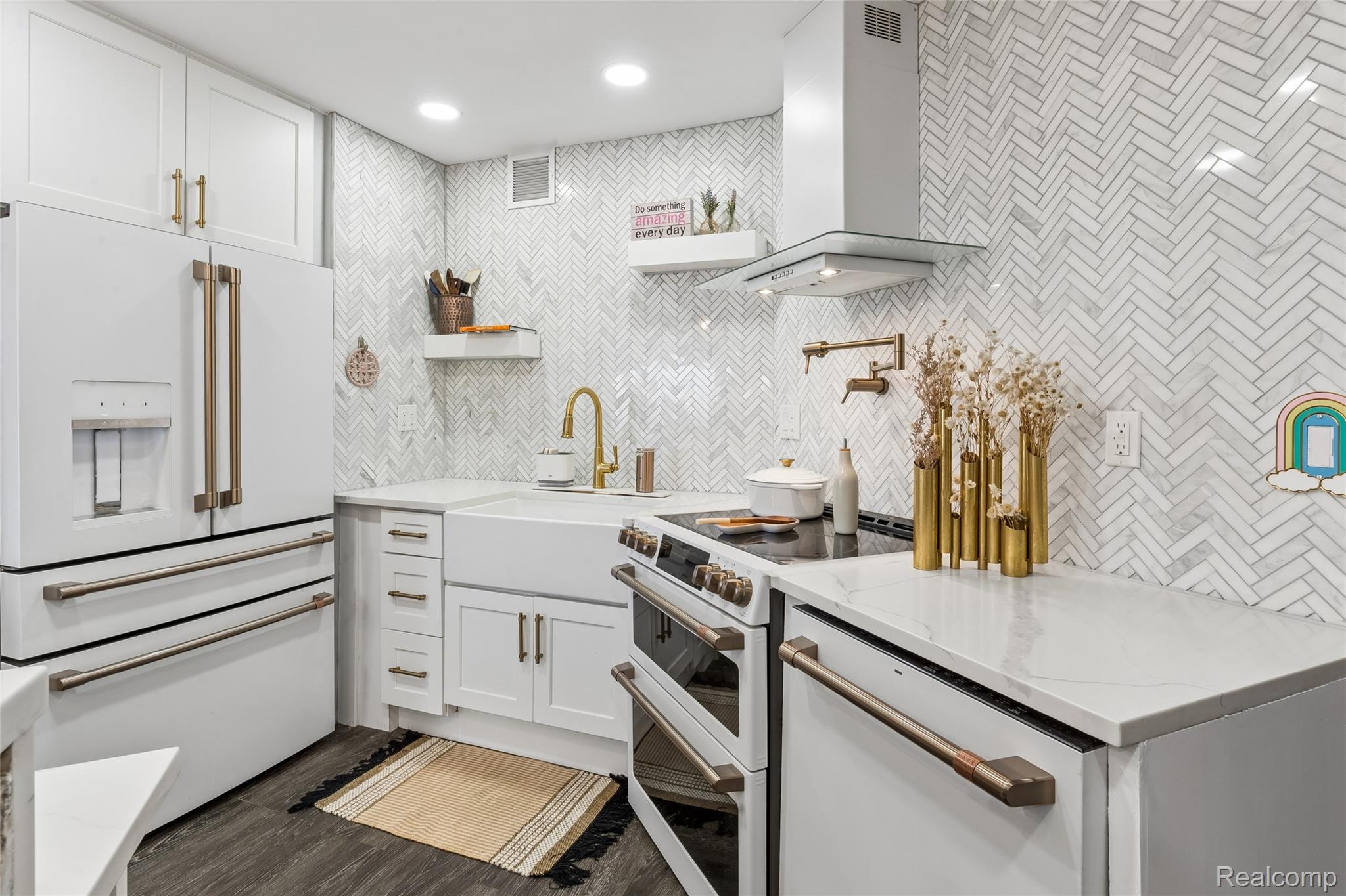 1001 W Jefferson Avenue Unit: 300-7H