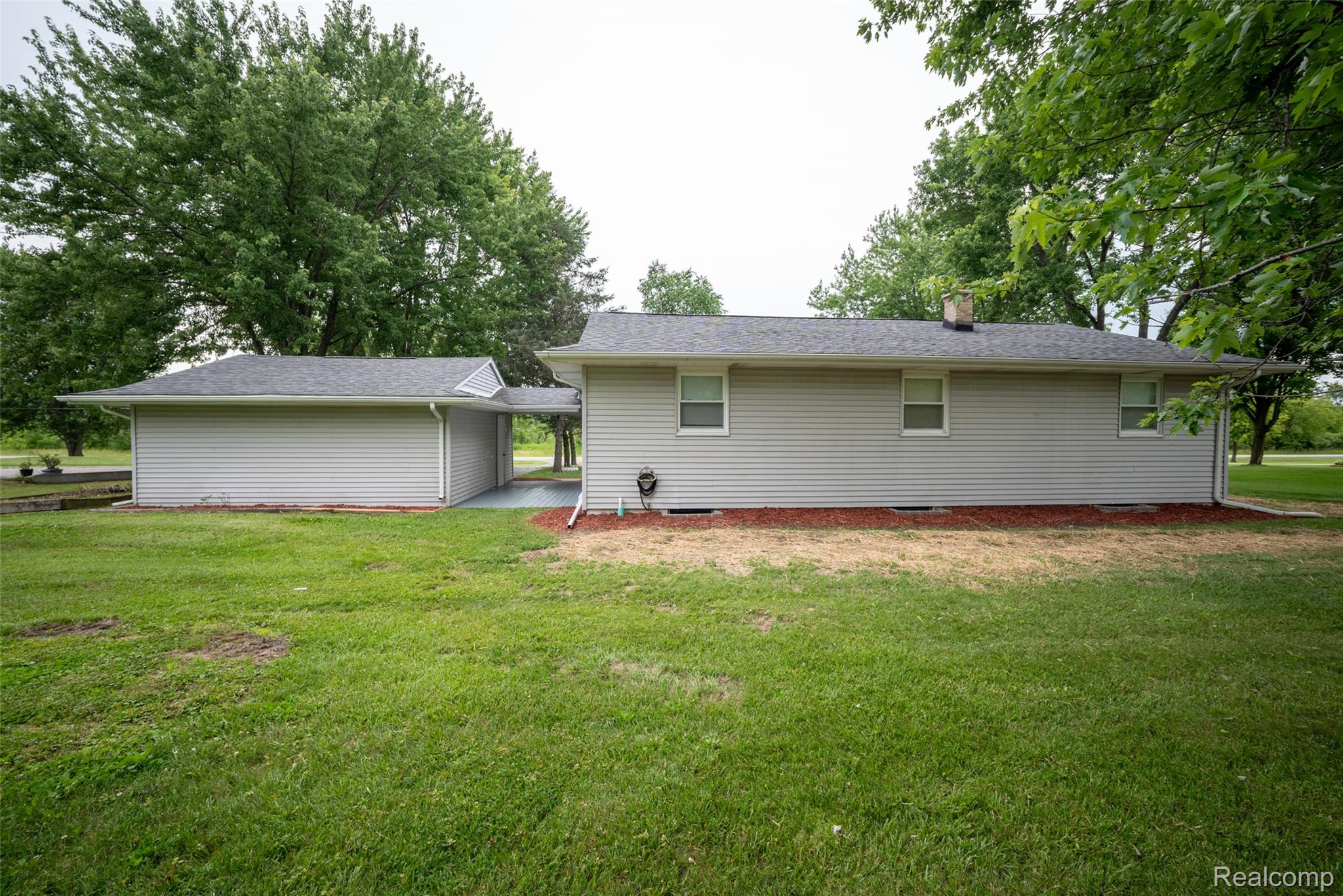 10086 N Lewis Road