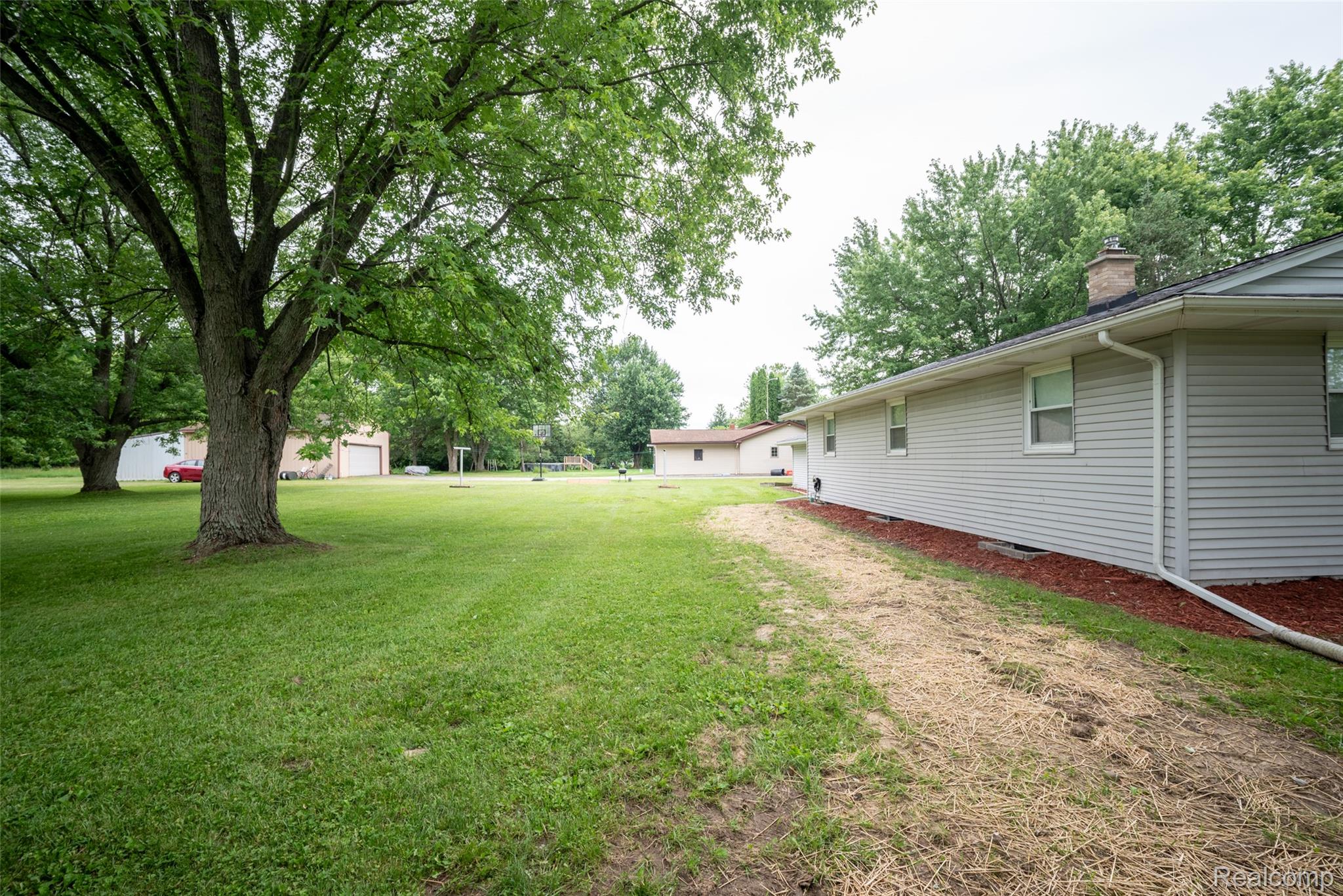 10086 N Lewis Road