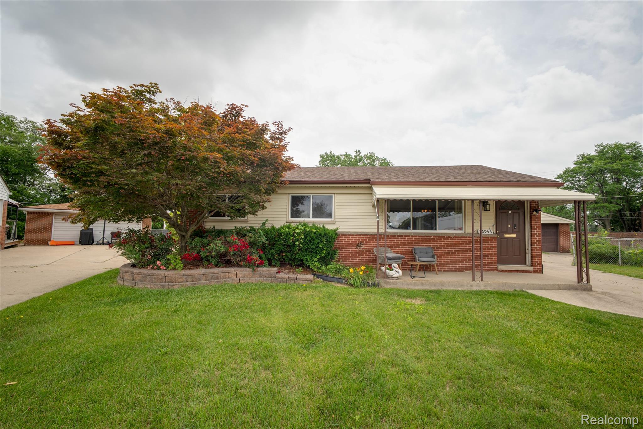16944 Hans Court