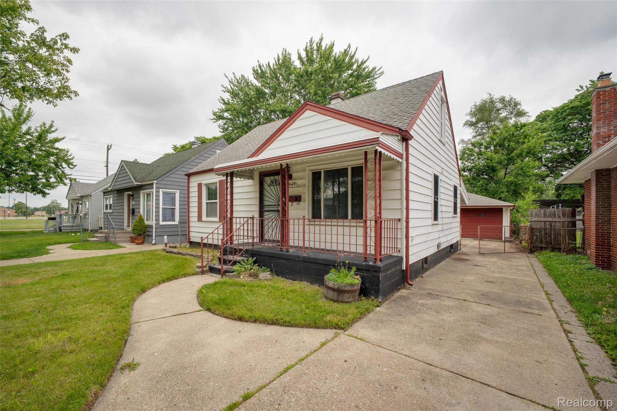 3149 POPLAR Avenue
