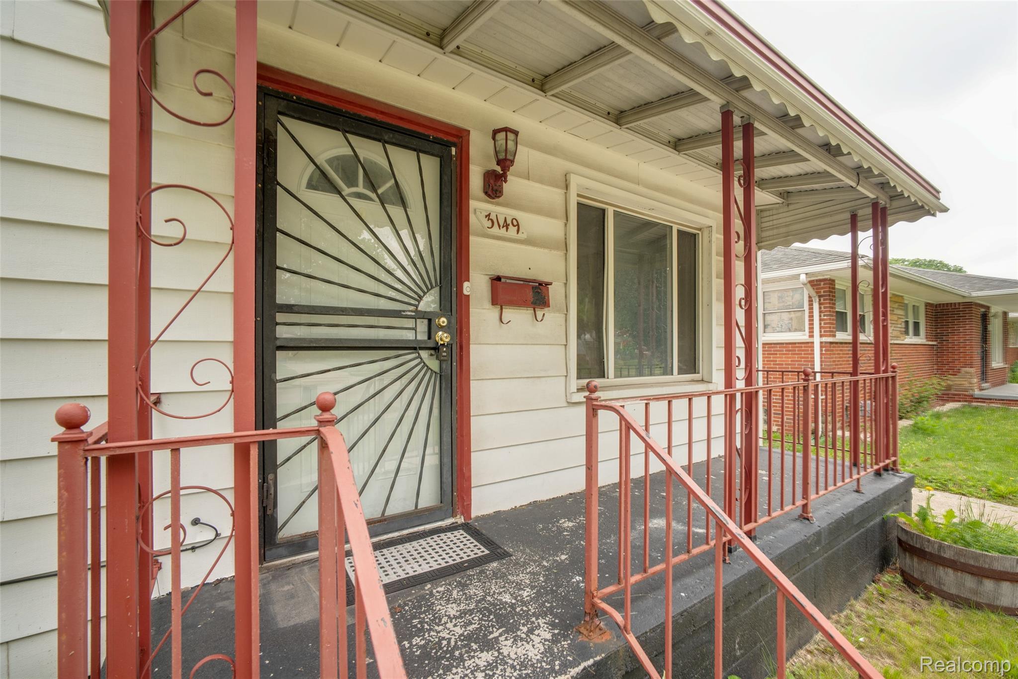 3149 POPLAR Avenue