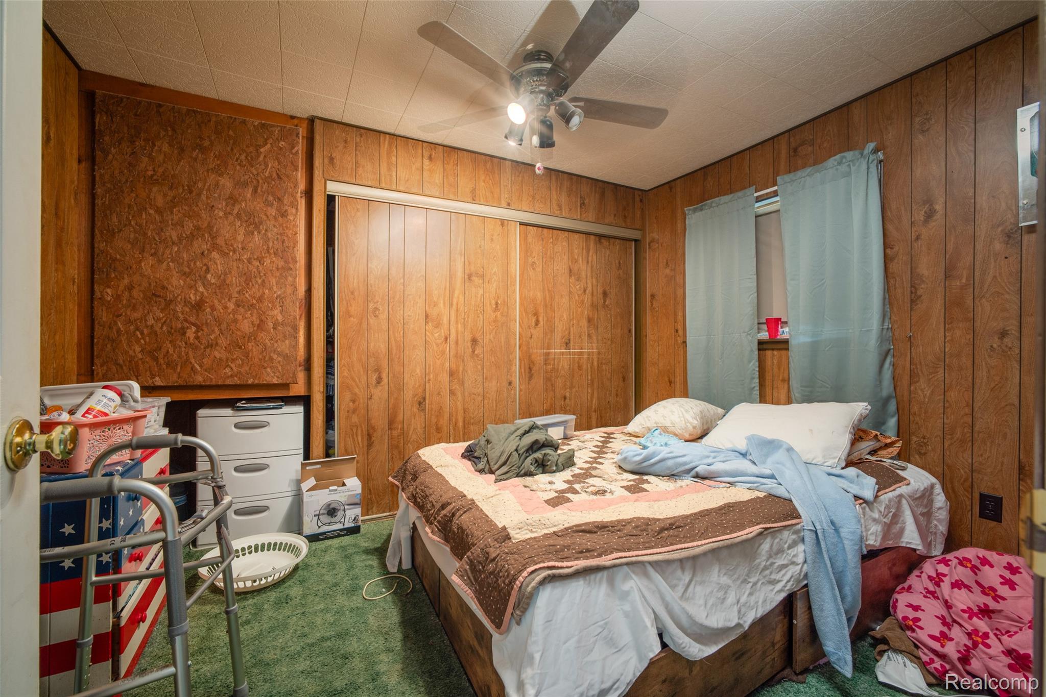 3392 Columbia Drive