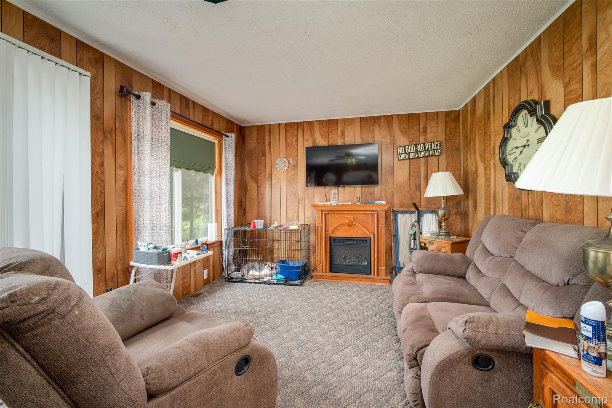 3392 Columbia Drive