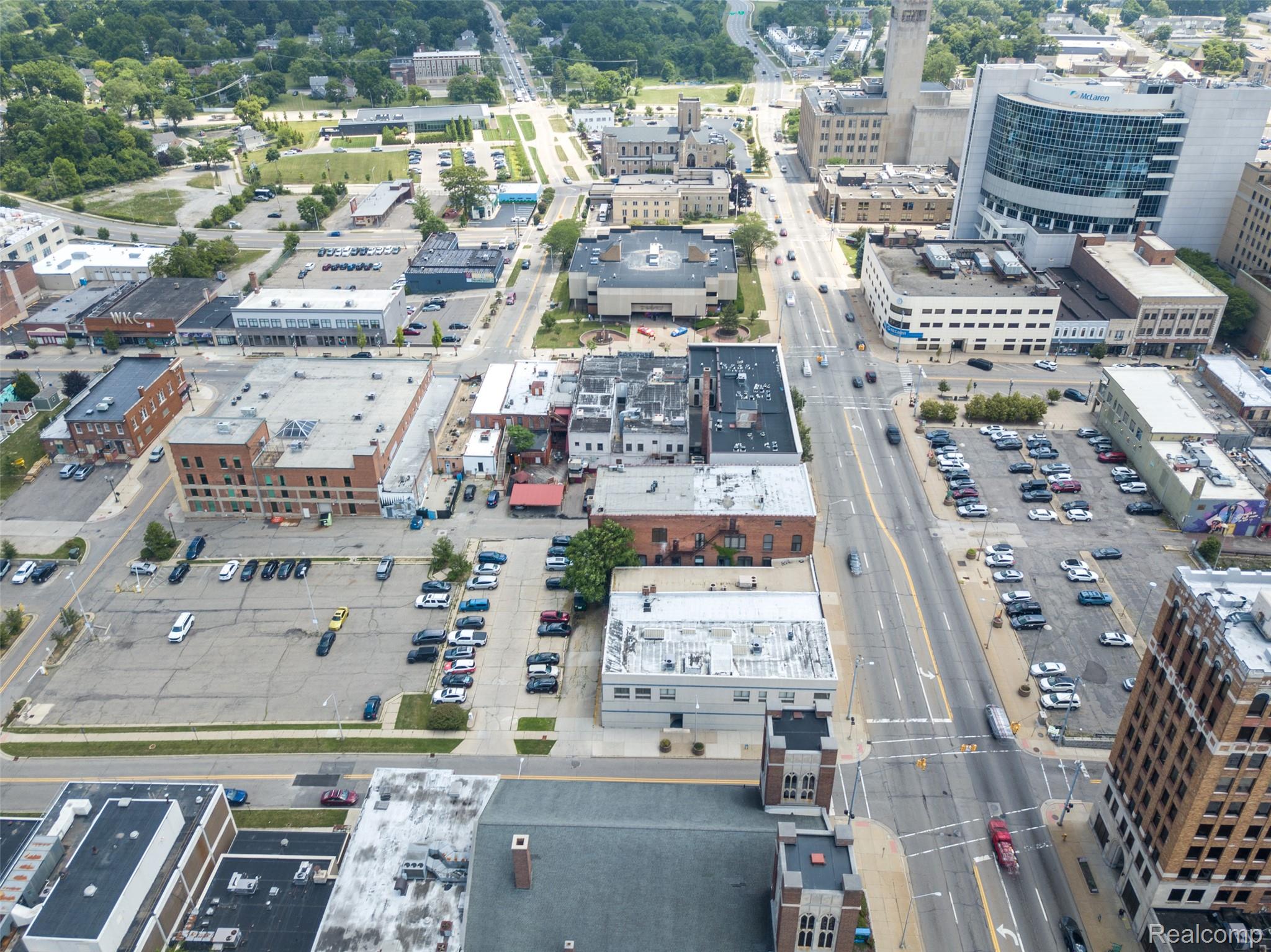 24 W Huron Street