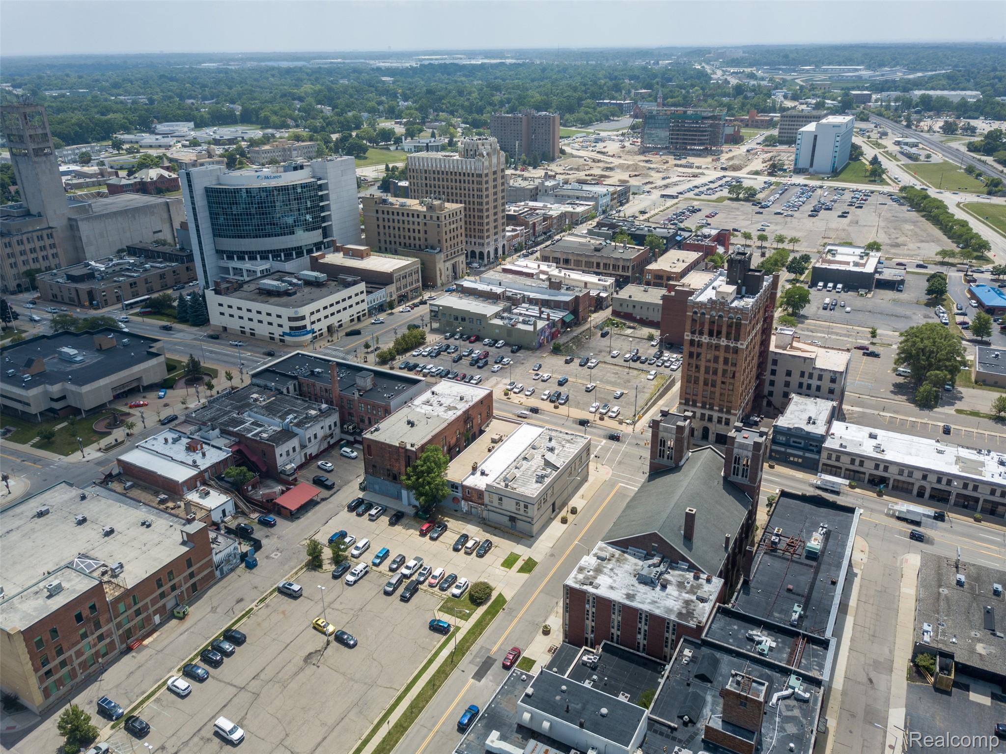 24 W Huron Street