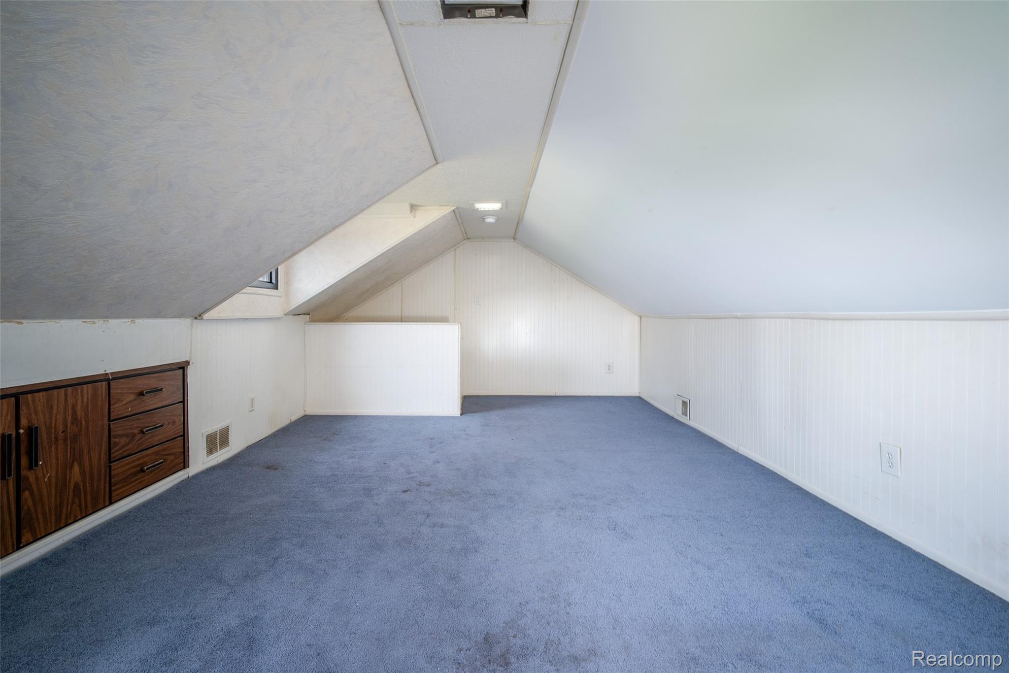 354 W Erie Road