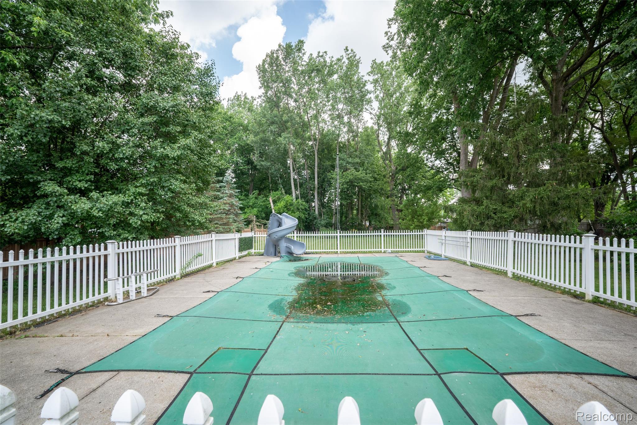 354 W Erie Road