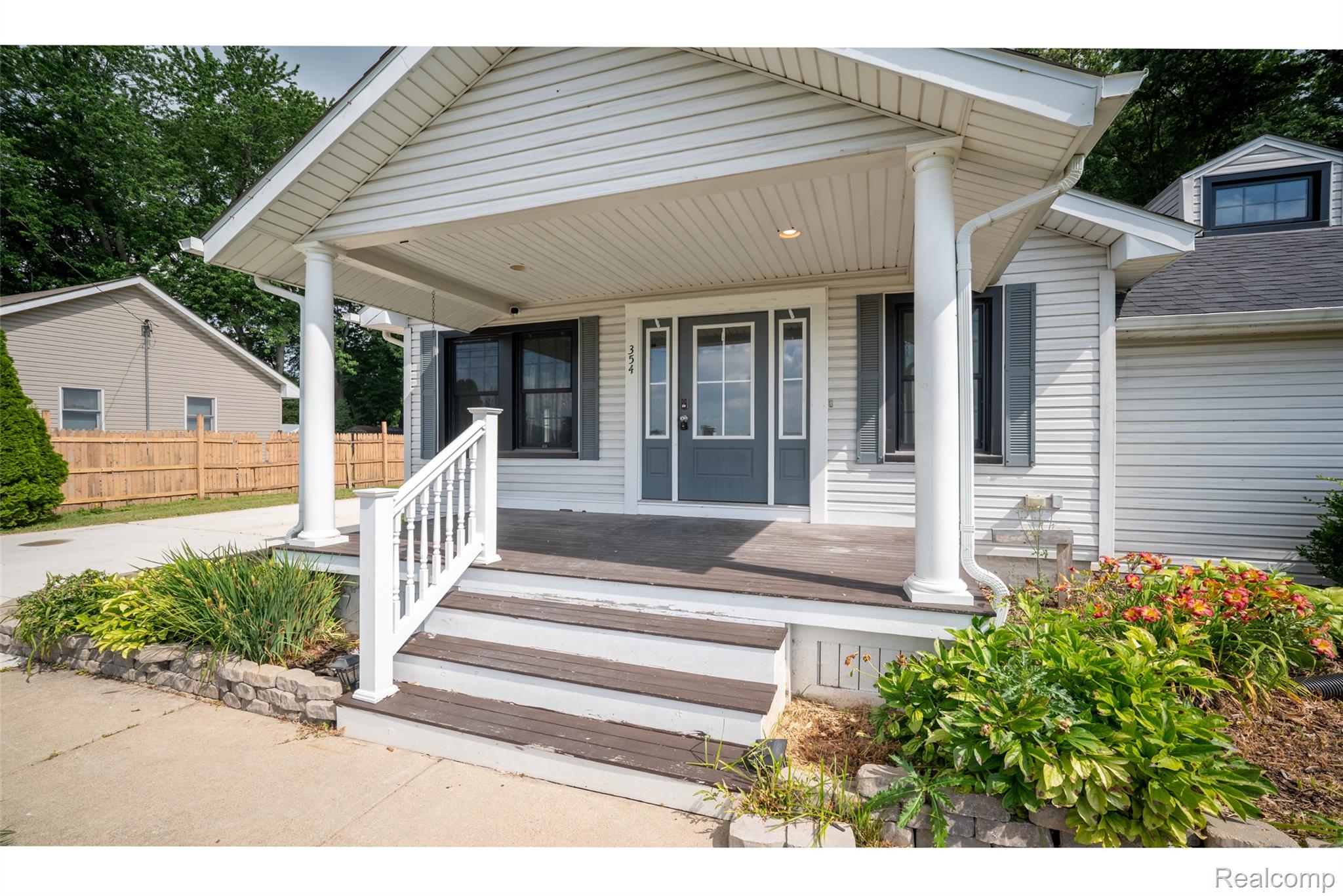 354 W Erie Road
