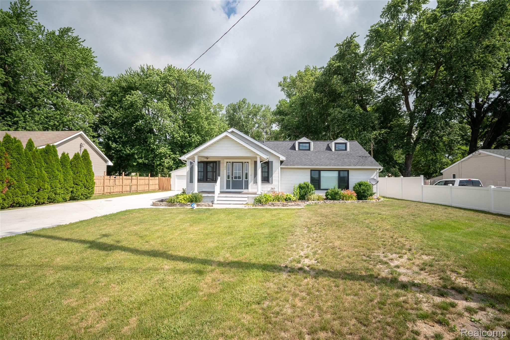 354 W Erie Road