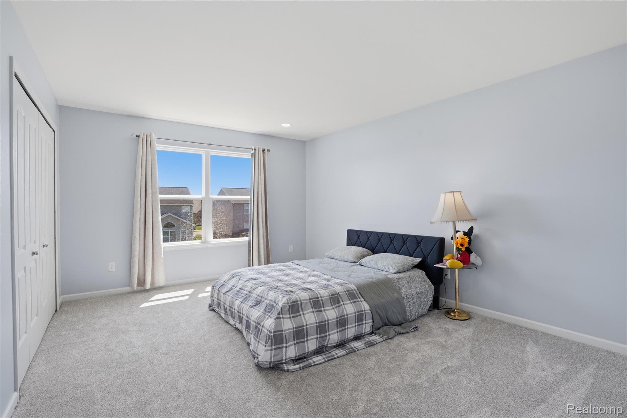 59625 Twin Pines Drive