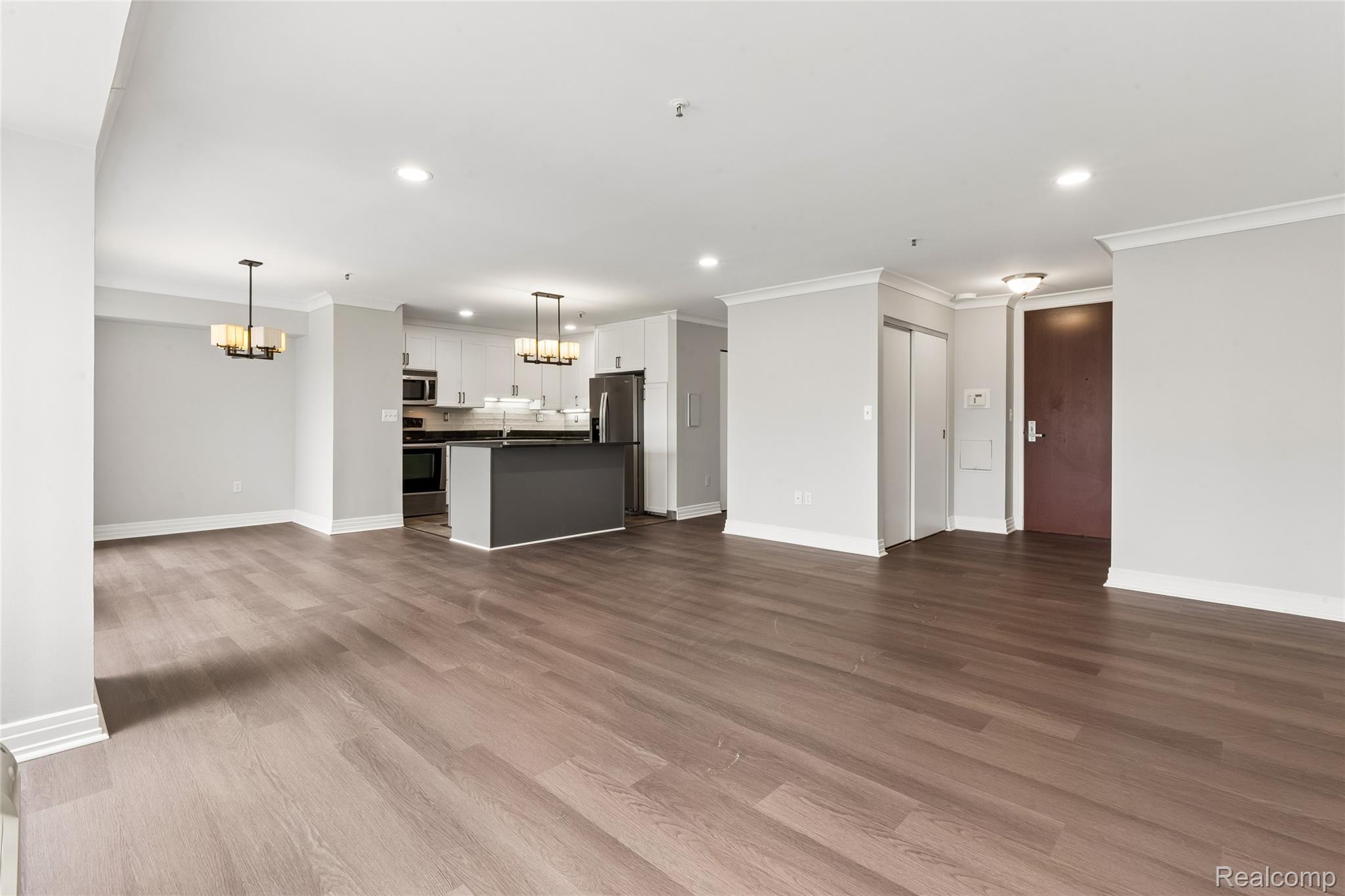 1001 W Jefferson Avenue Unit: 2a