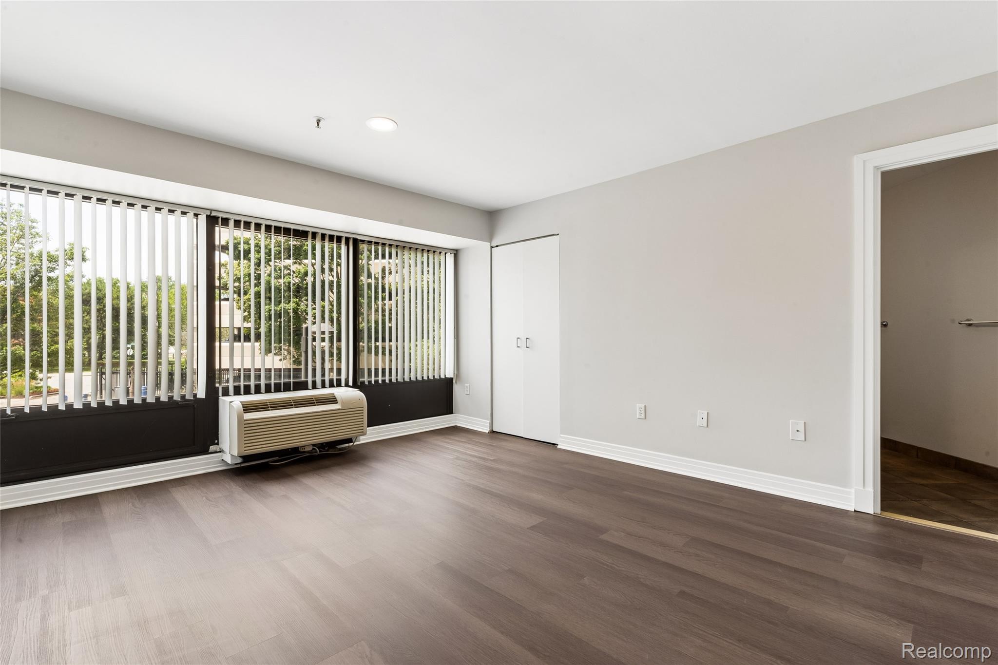 1001 W Jefferson Avenue Unit: 2a