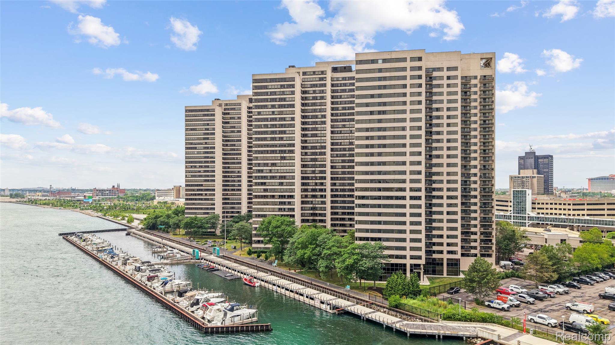 1001 W Jefferson Avenue Unit: 2a