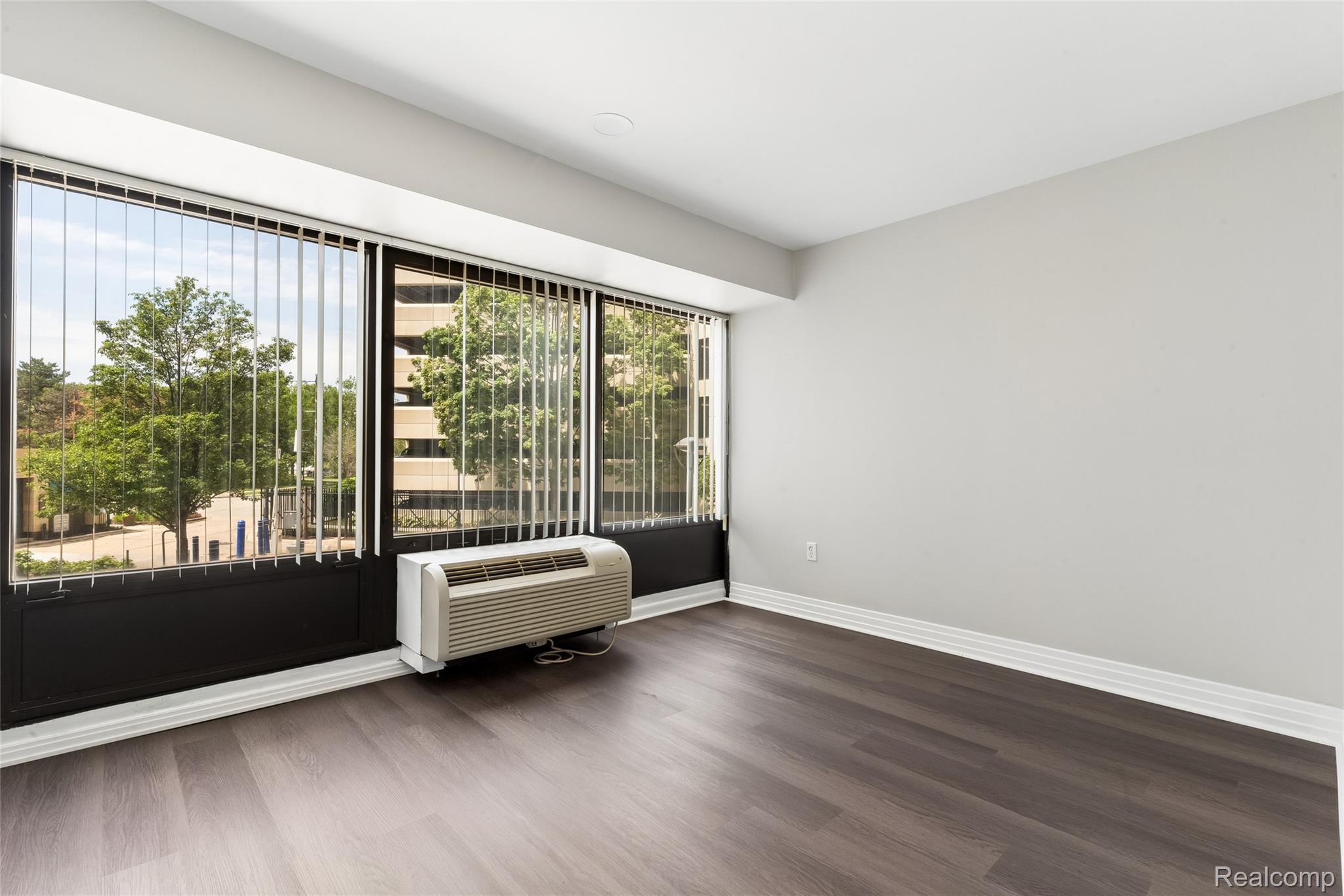 1001 W Jefferson Avenue Unit: 2a