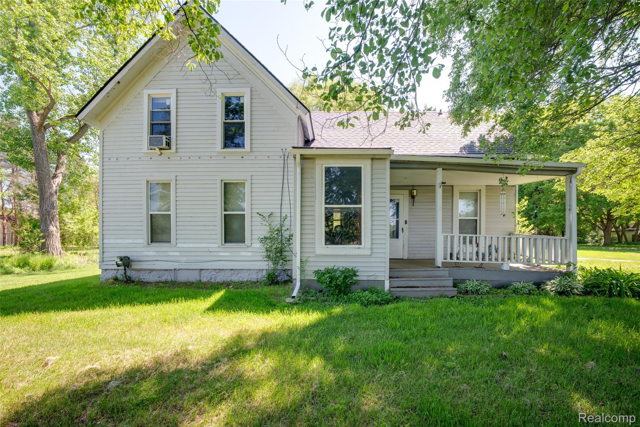 7016 Davison Road