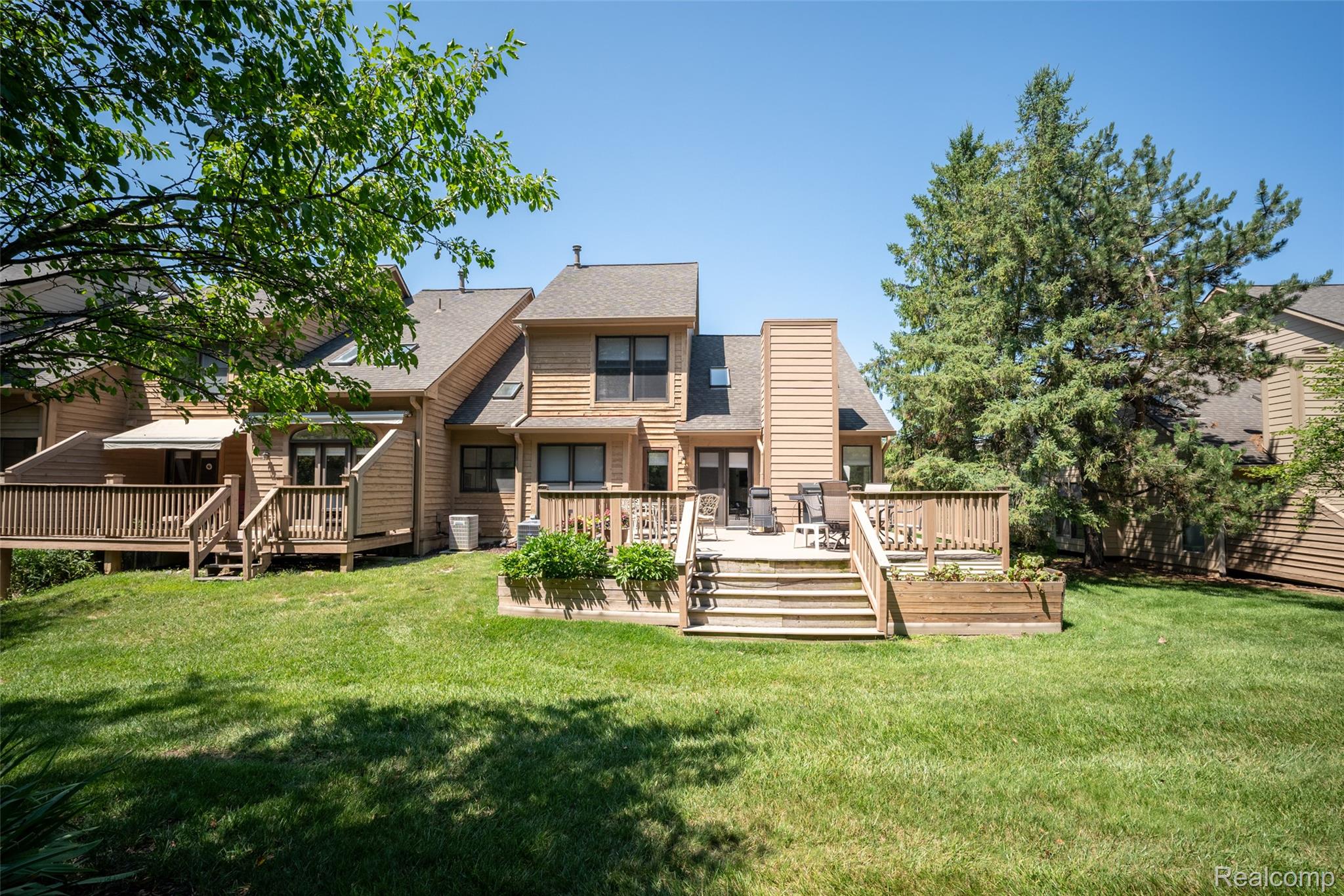 2039 Bancroft Drive