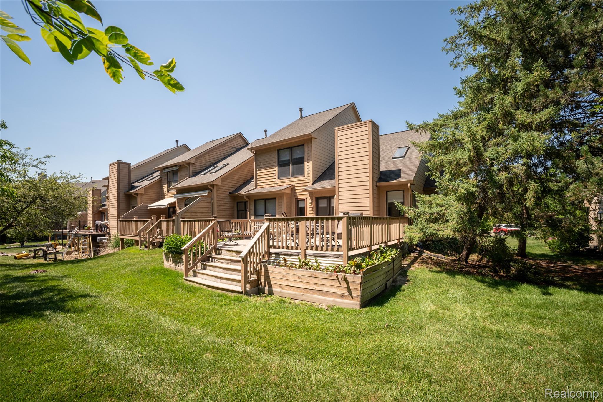2039 Bancroft Drive