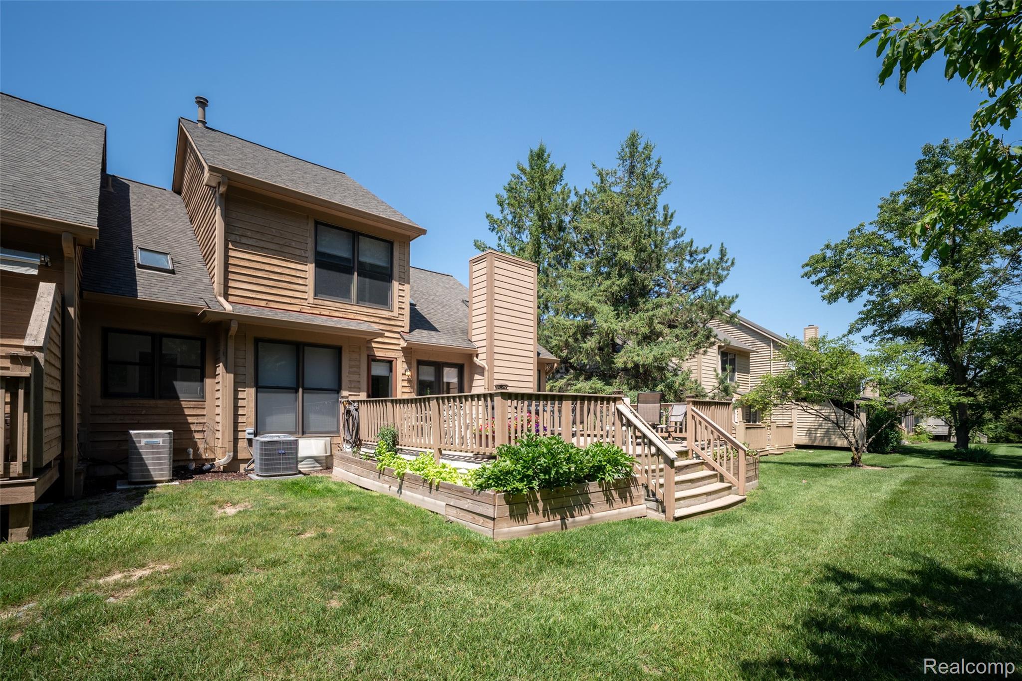 2039 Bancroft Drive