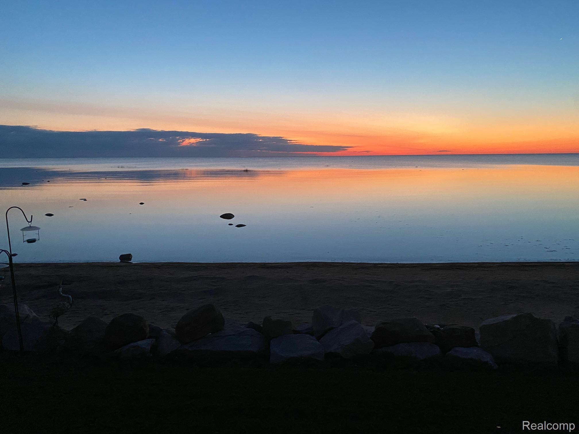 5110 Shorefront Lane