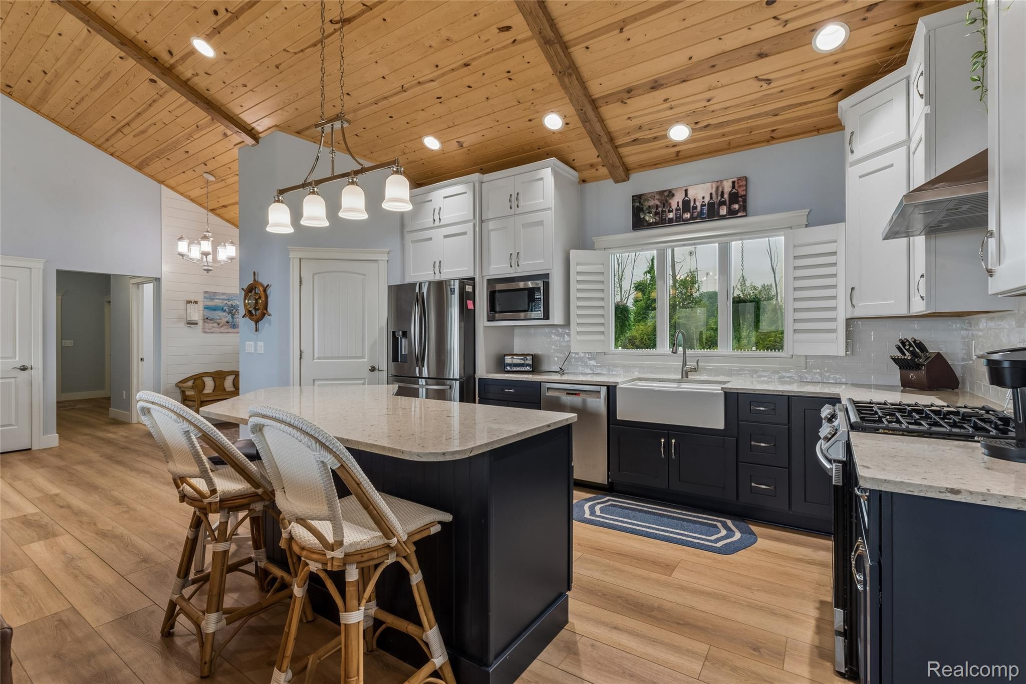 5110 Shorefront Lane