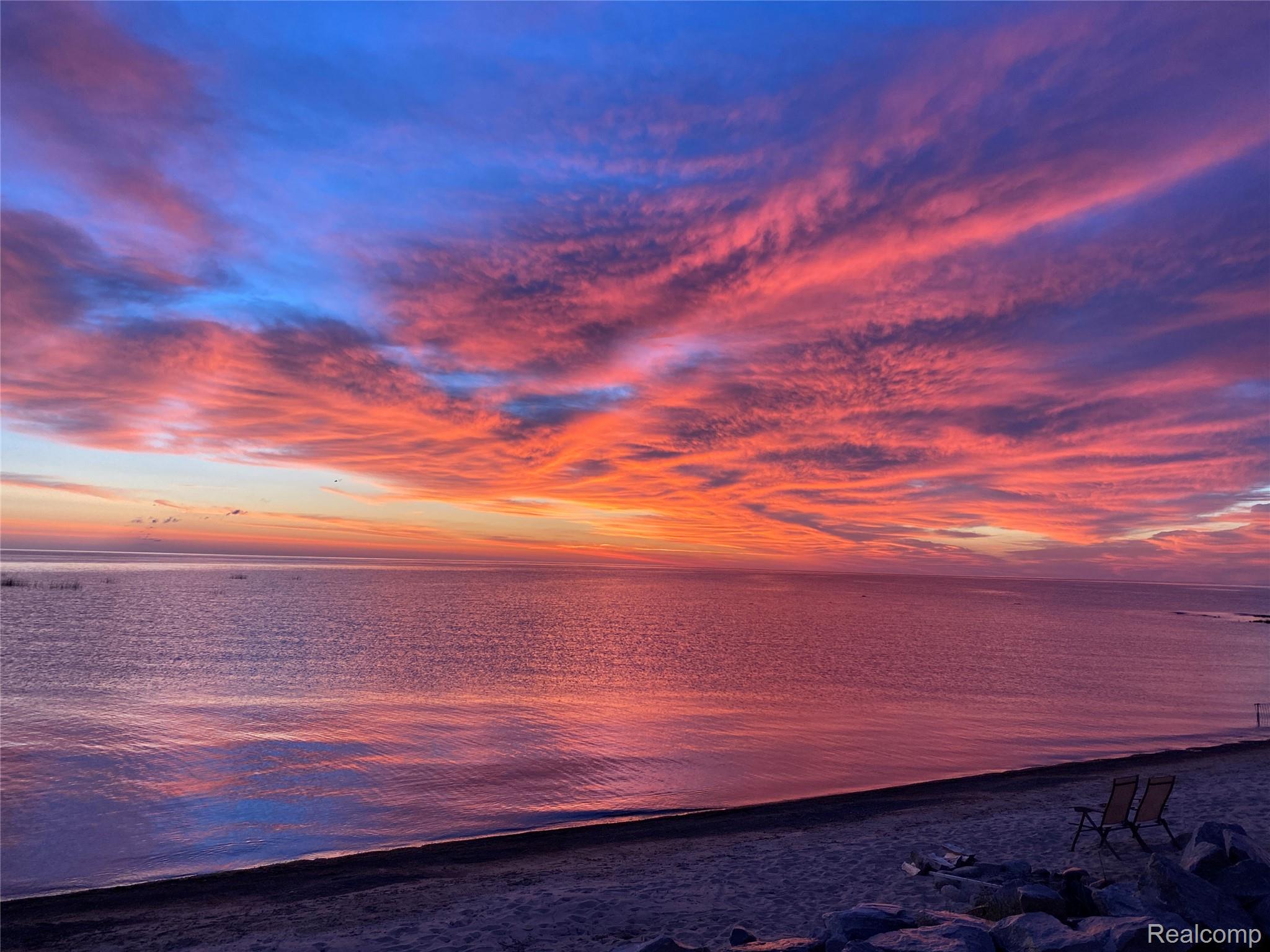 5110 Shorefront Lane